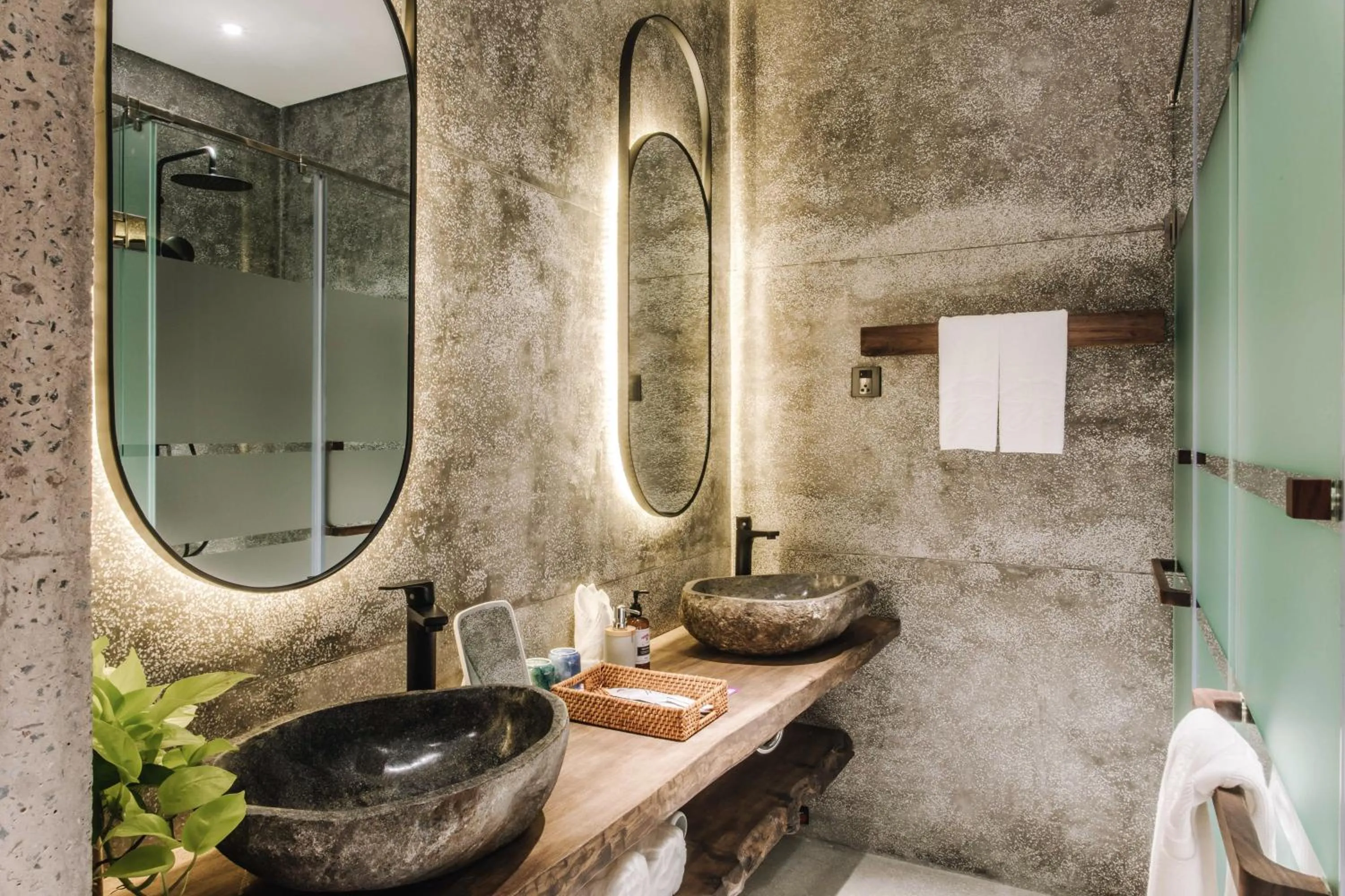 Bathroom in JM Boutique Hotel