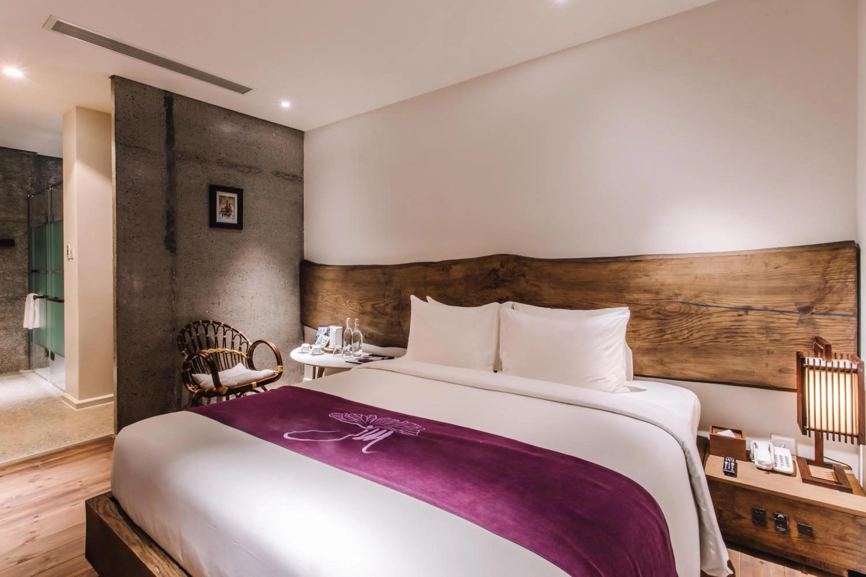 Bed in JM Boutique Hotel