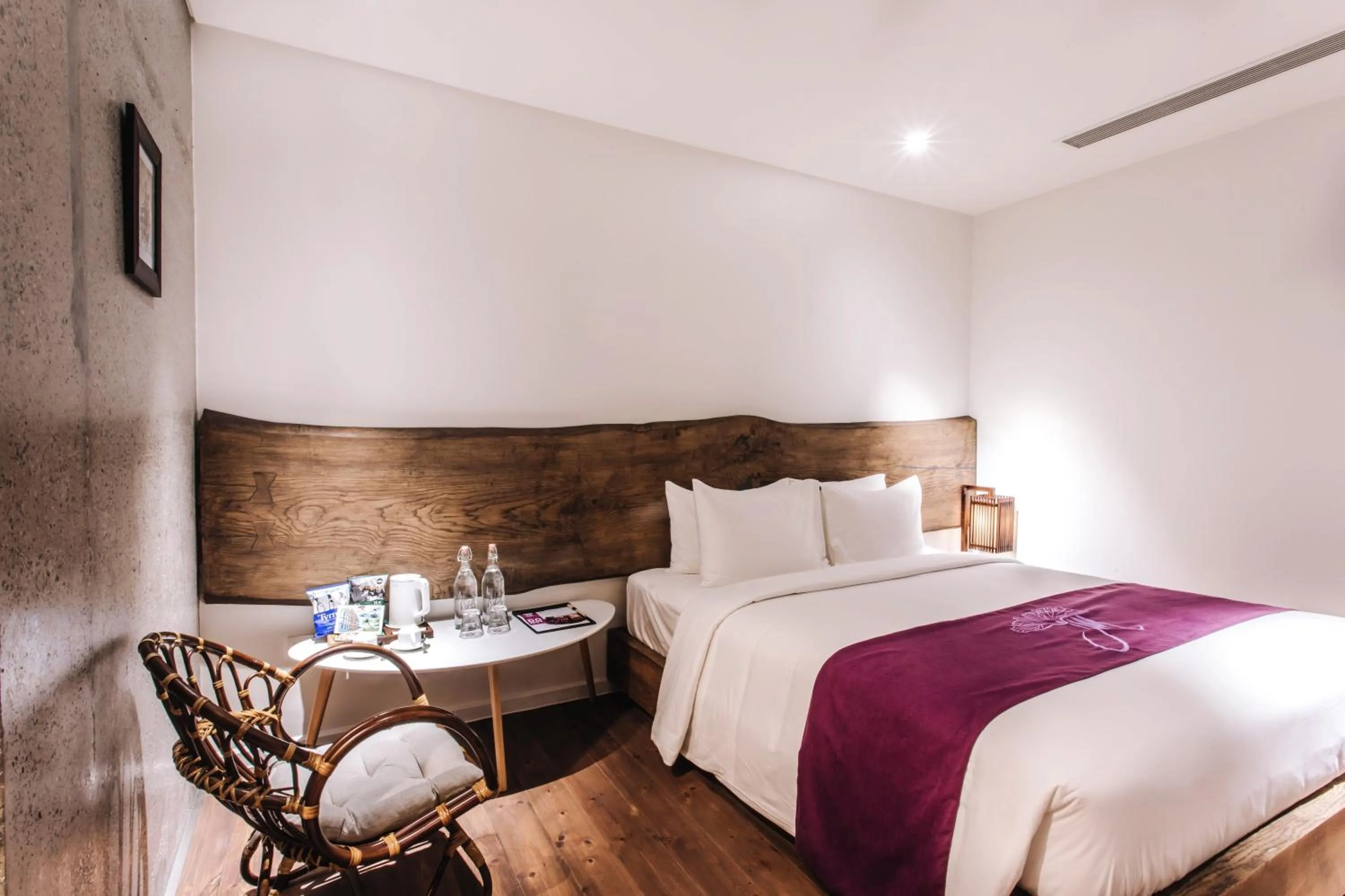 Bed in JM Boutique Hotel