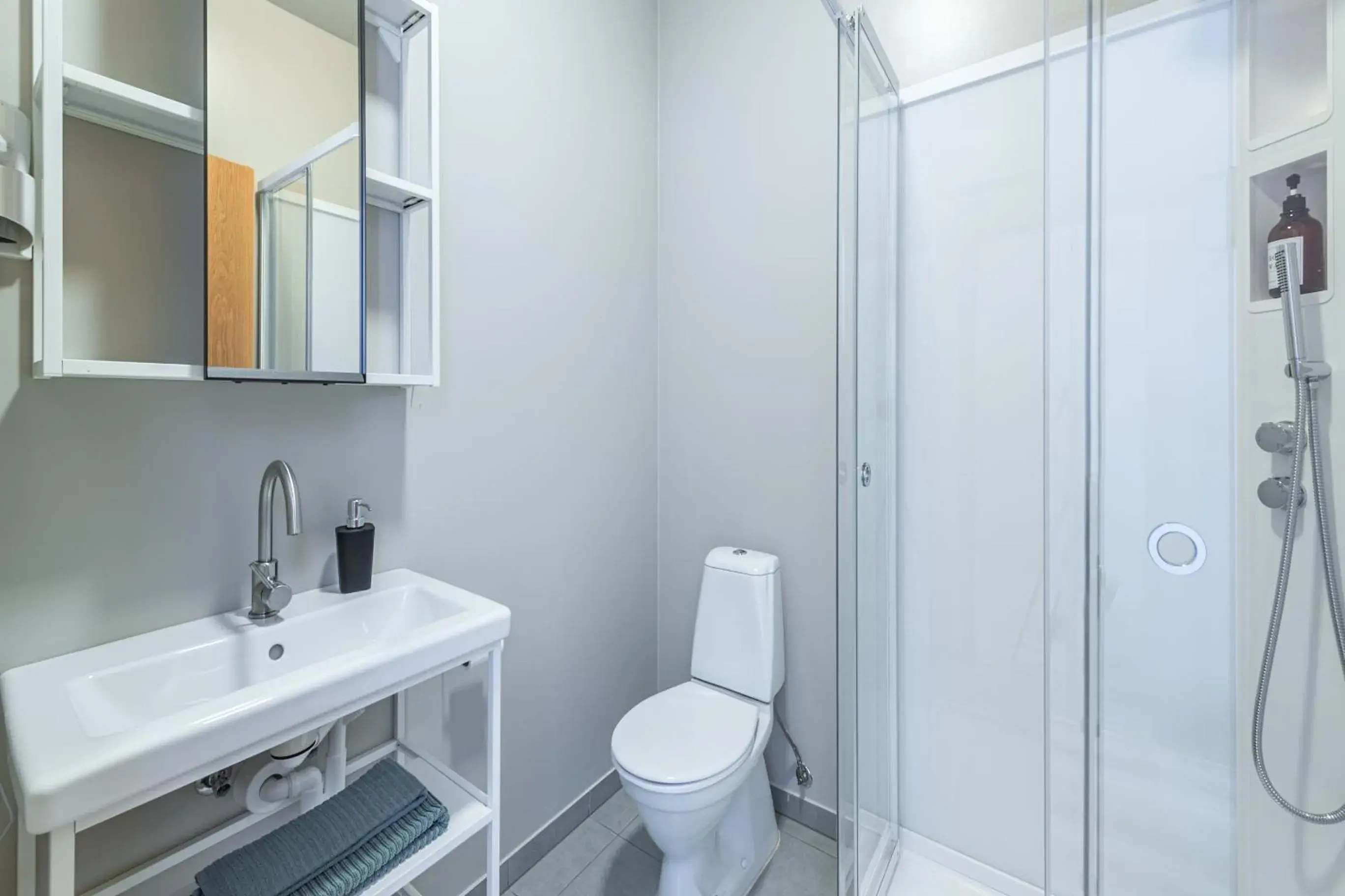 Superior Double or Twin Room with Sea View in Stöð Guesthouse and apartments Superior Double or Twin Room with Sea View in Stöð Guesthouse and apartments