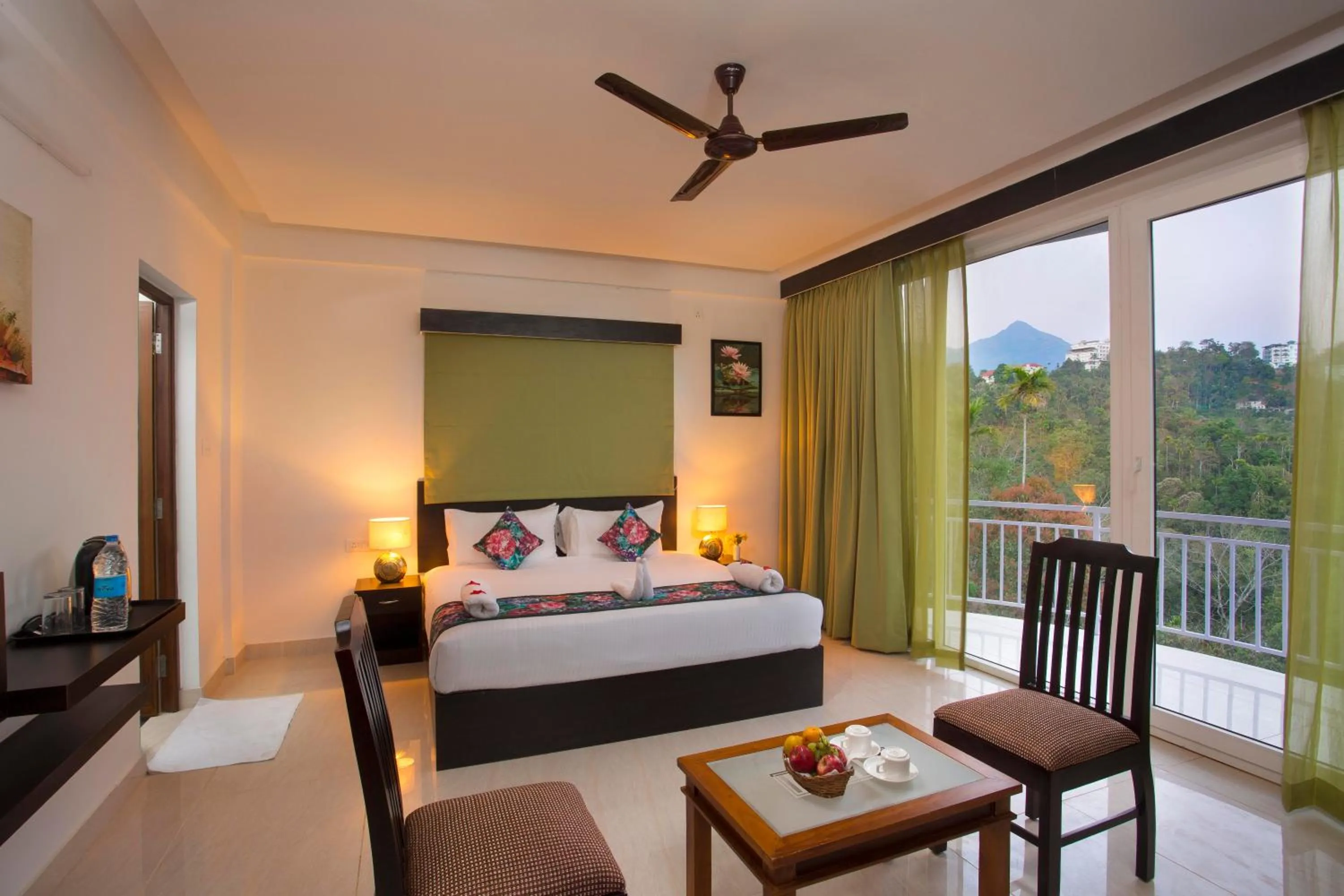 Bedroom, Bed in The Arbour Resort Munnar