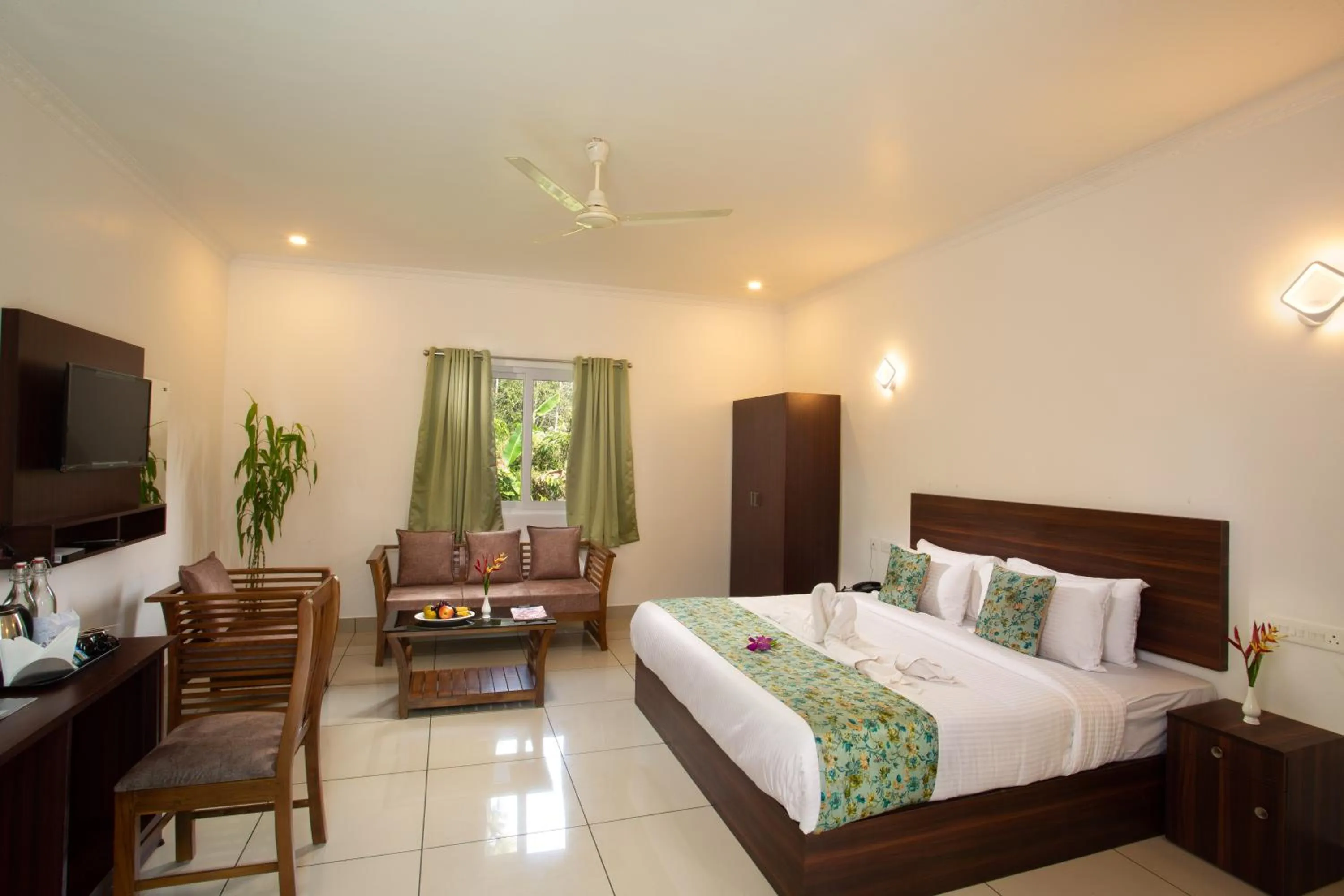 Living room, Bed in The Arbour Resort Munnar