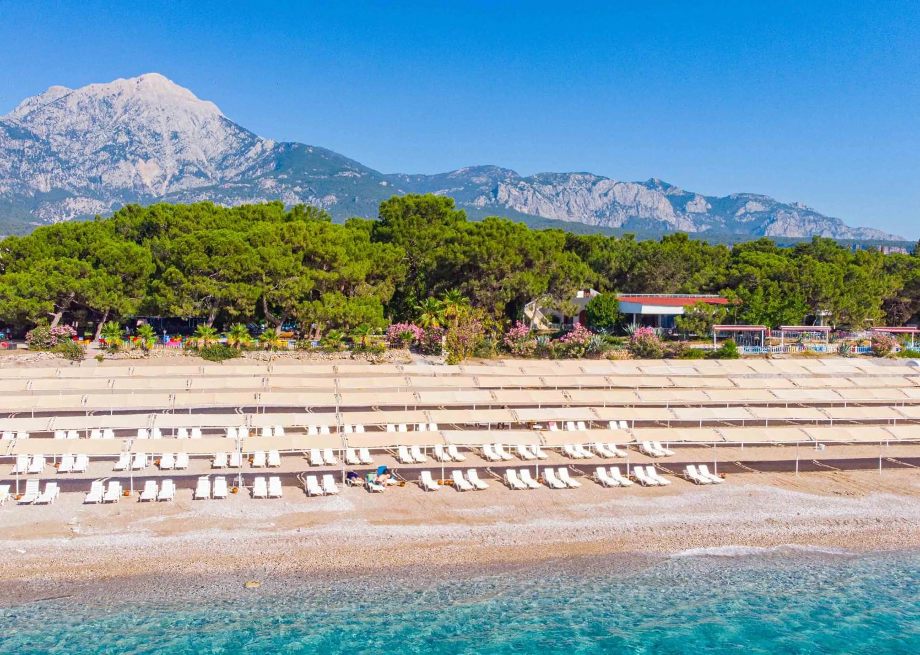 Beach in Dream Town Hotel&Restaurant