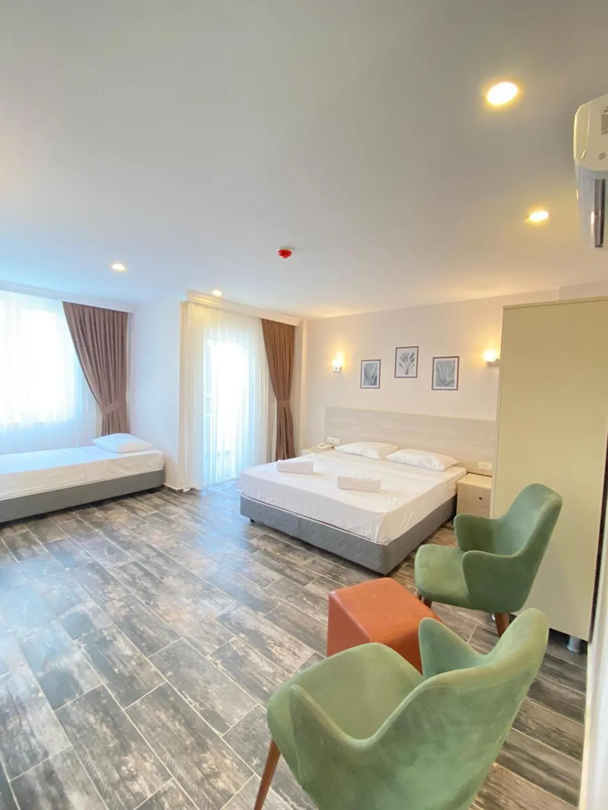 Bed in Dream Town Hotel&Restaurant
