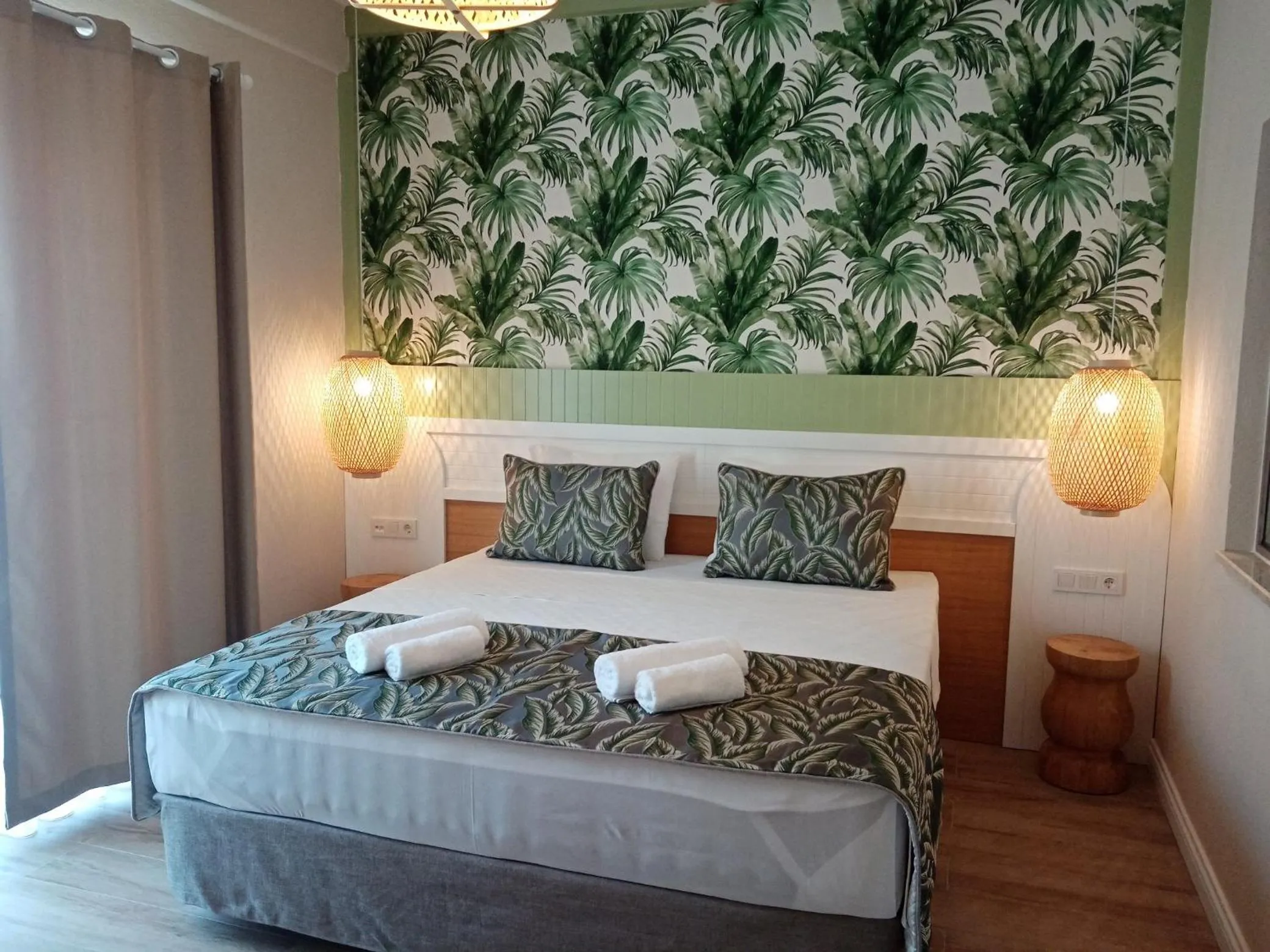 Bed in Dolphin Park Hotel