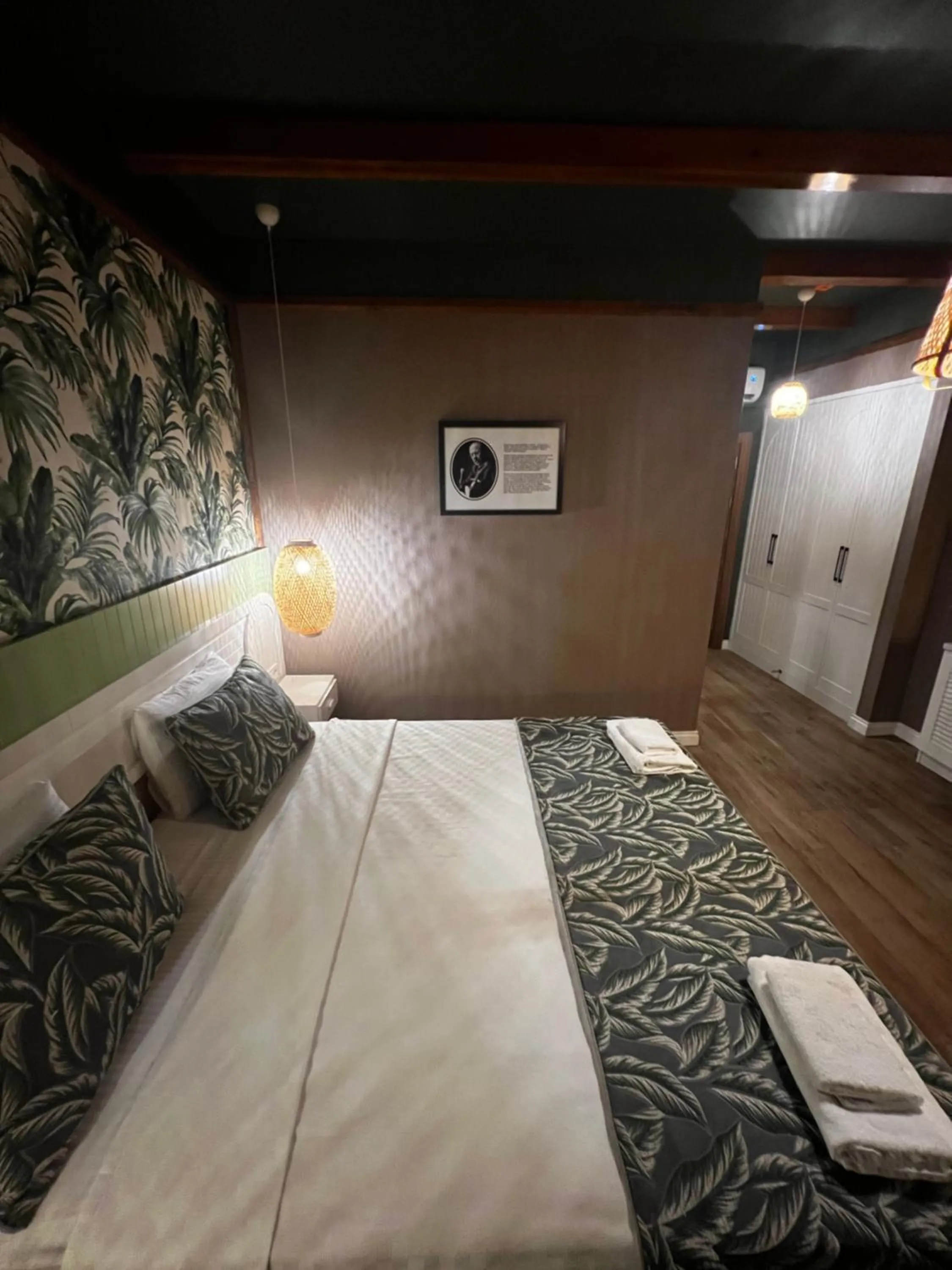 Massage in Dolphin Park Hotel