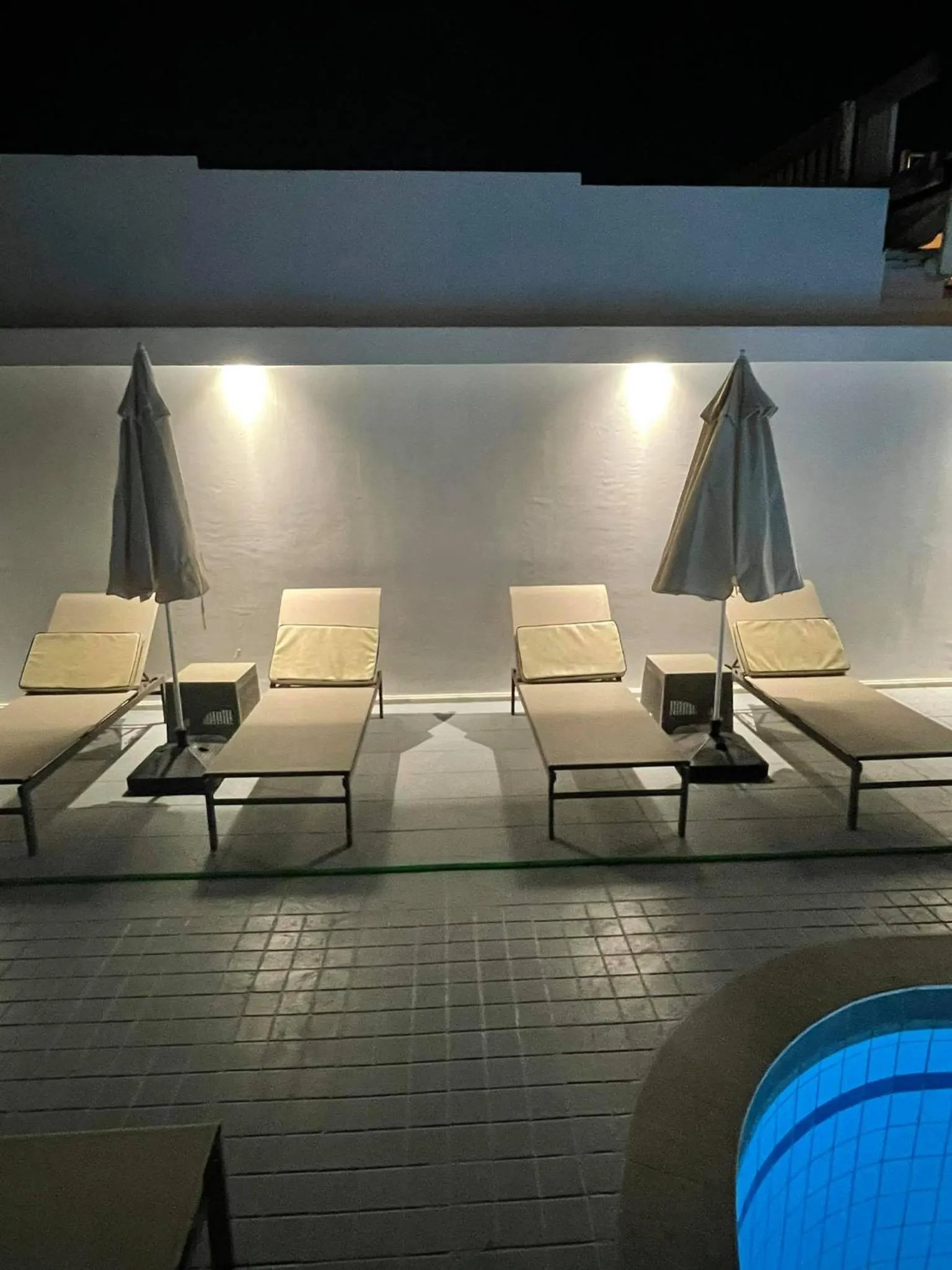 Swimming pool in Coralli Beach Hotel