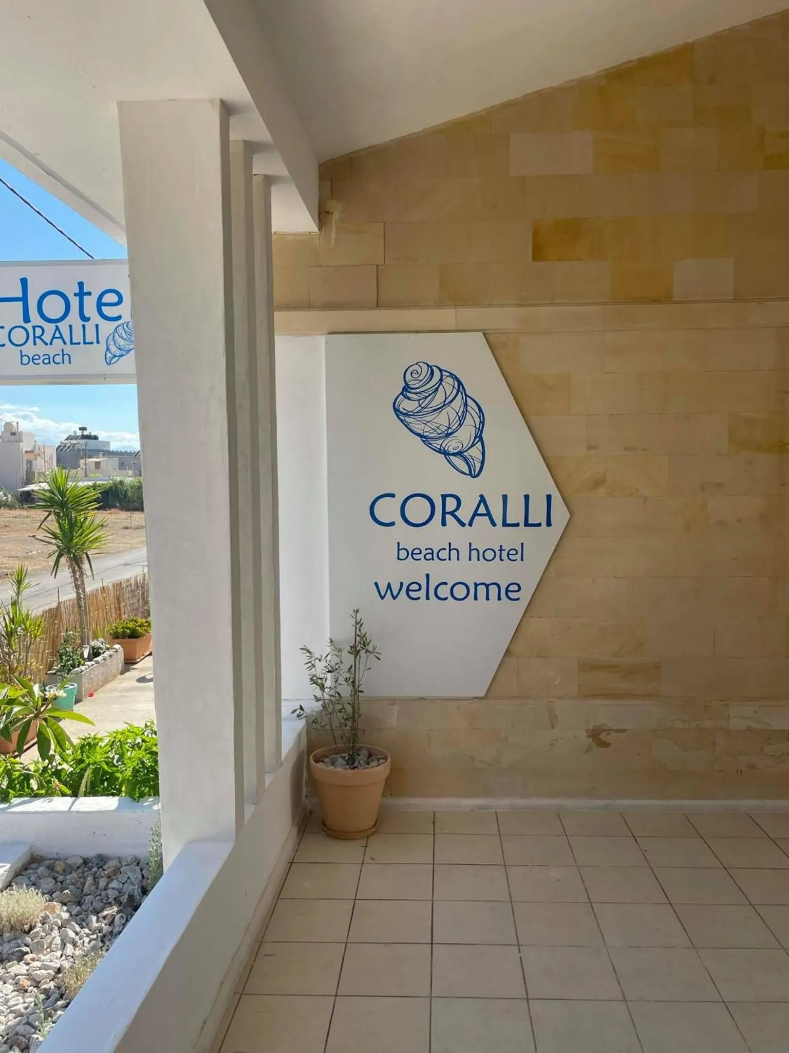 Facade/entrance in Coralli Beach Hotel