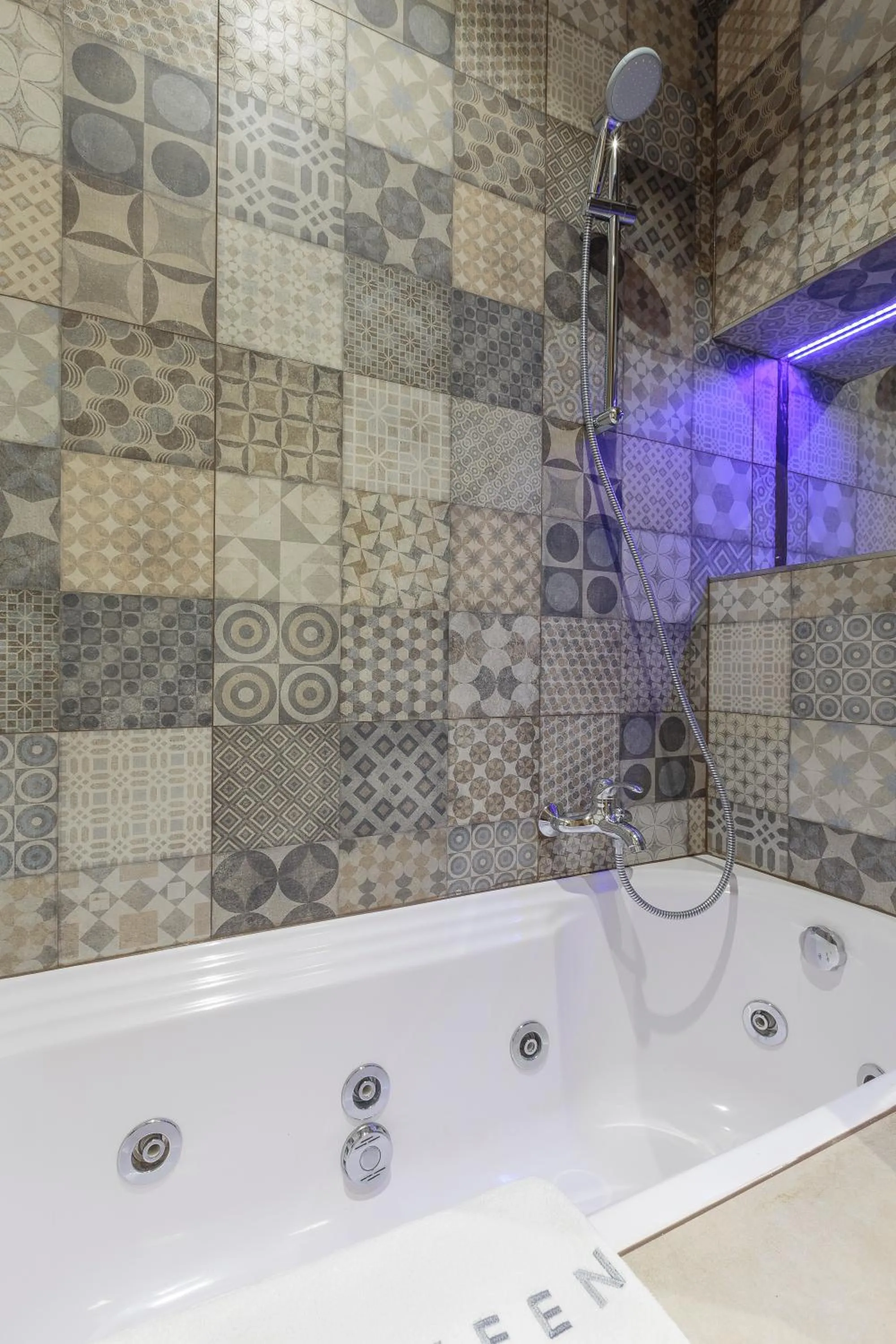 Shower in The Queen Luxury Apartments - Villa Liberty