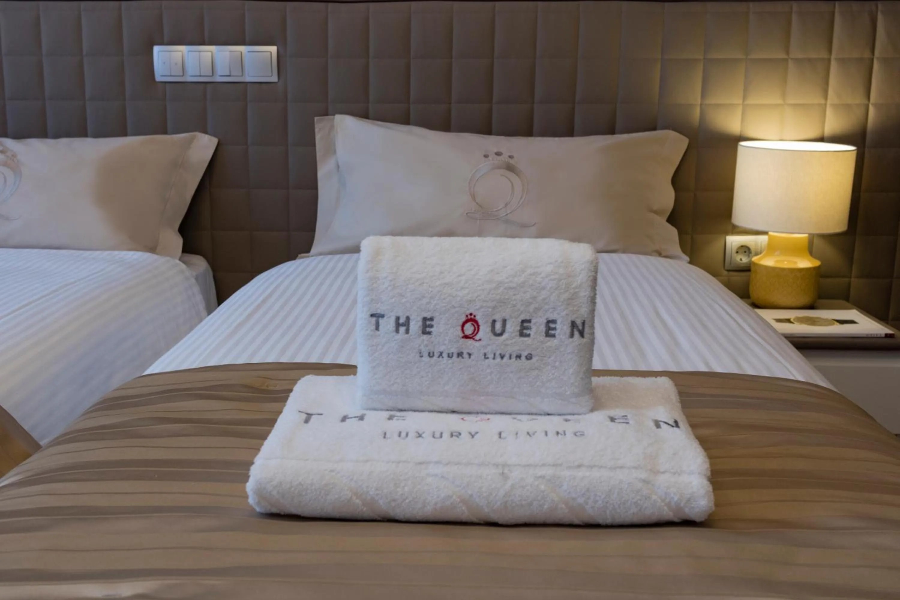 Bed in The Queen Luxury Apartments - Villa Liberty