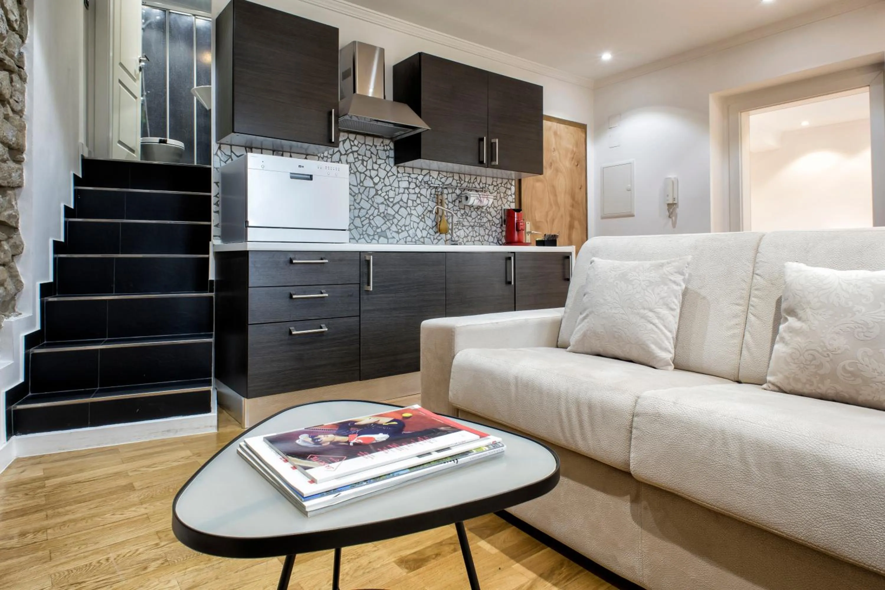 Kitchen or kitchenette in The Queen Luxury Apartments - Villa Liberty