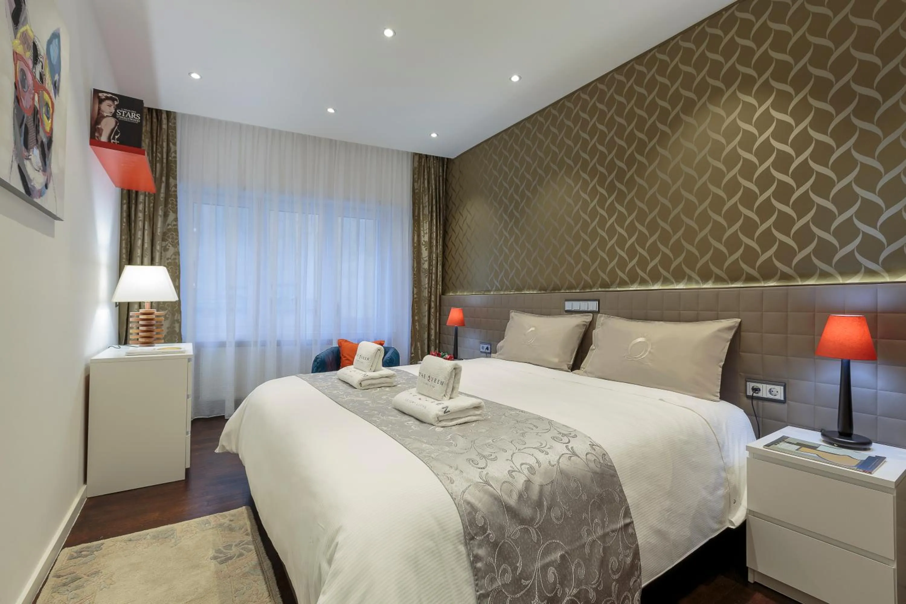 Bedroom, Bed in The Queen Luxury Apartments - Villa Liberty