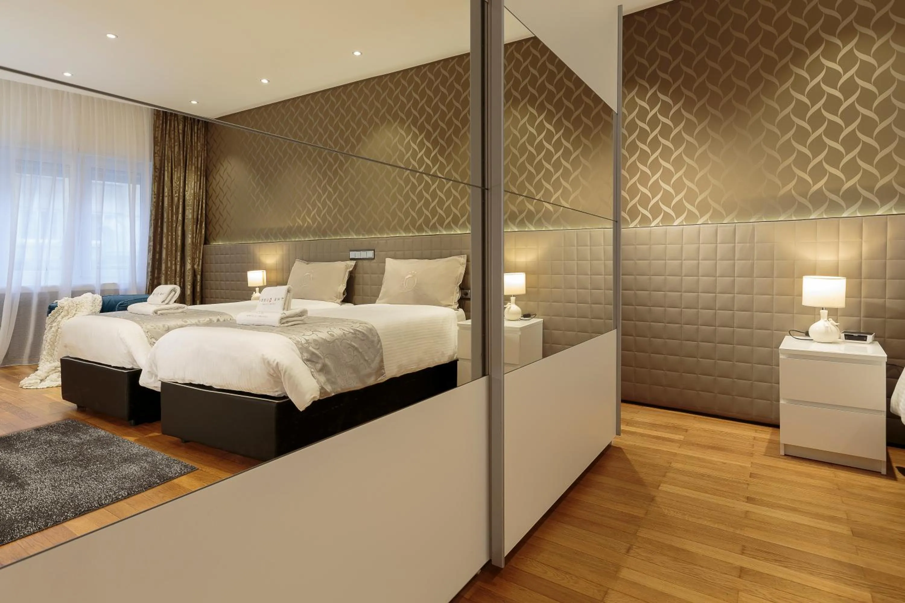 Bedroom, Bed in The Queen Luxury Apartments - Villa Liberty