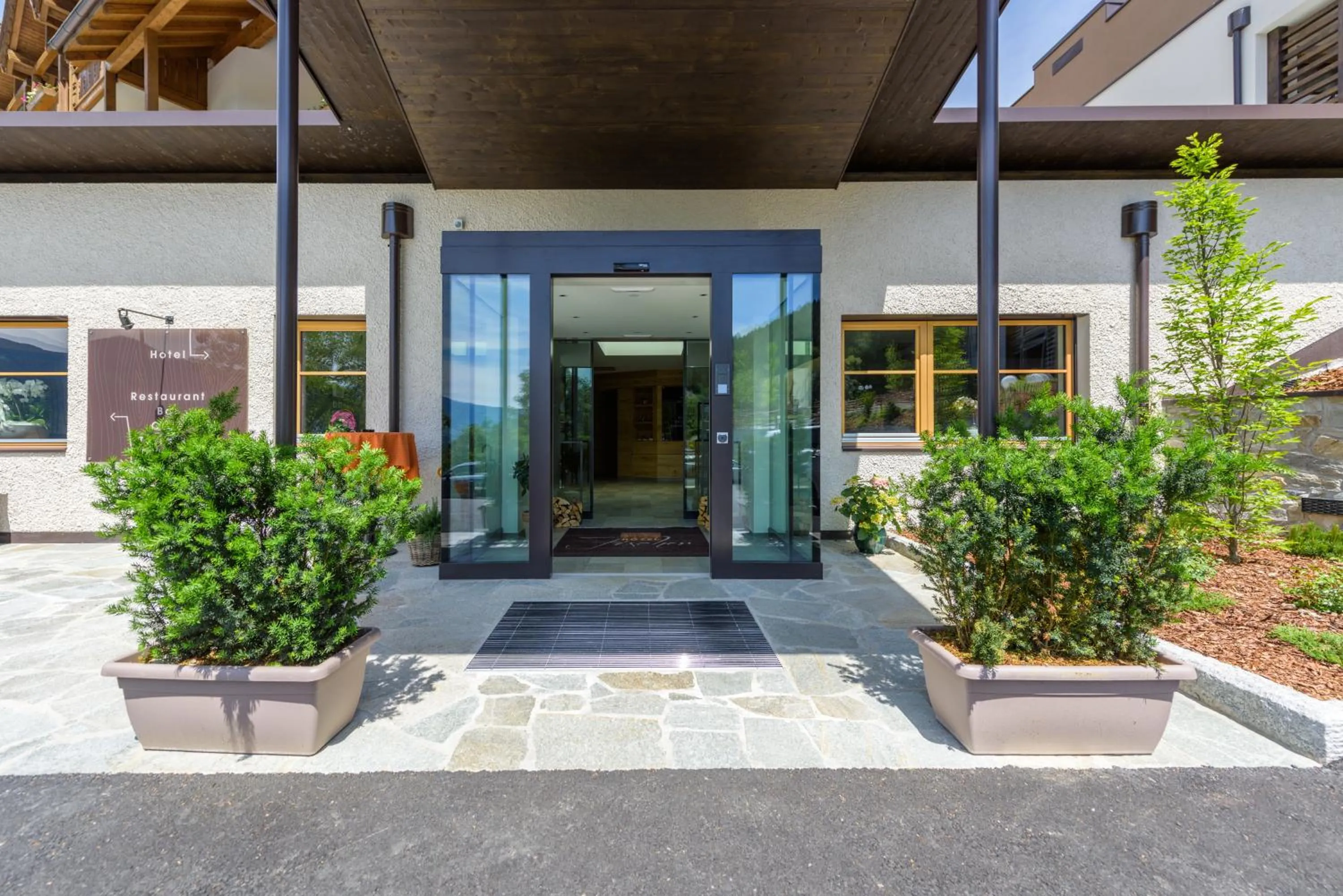 Facade/entrance in Hotel Fischer