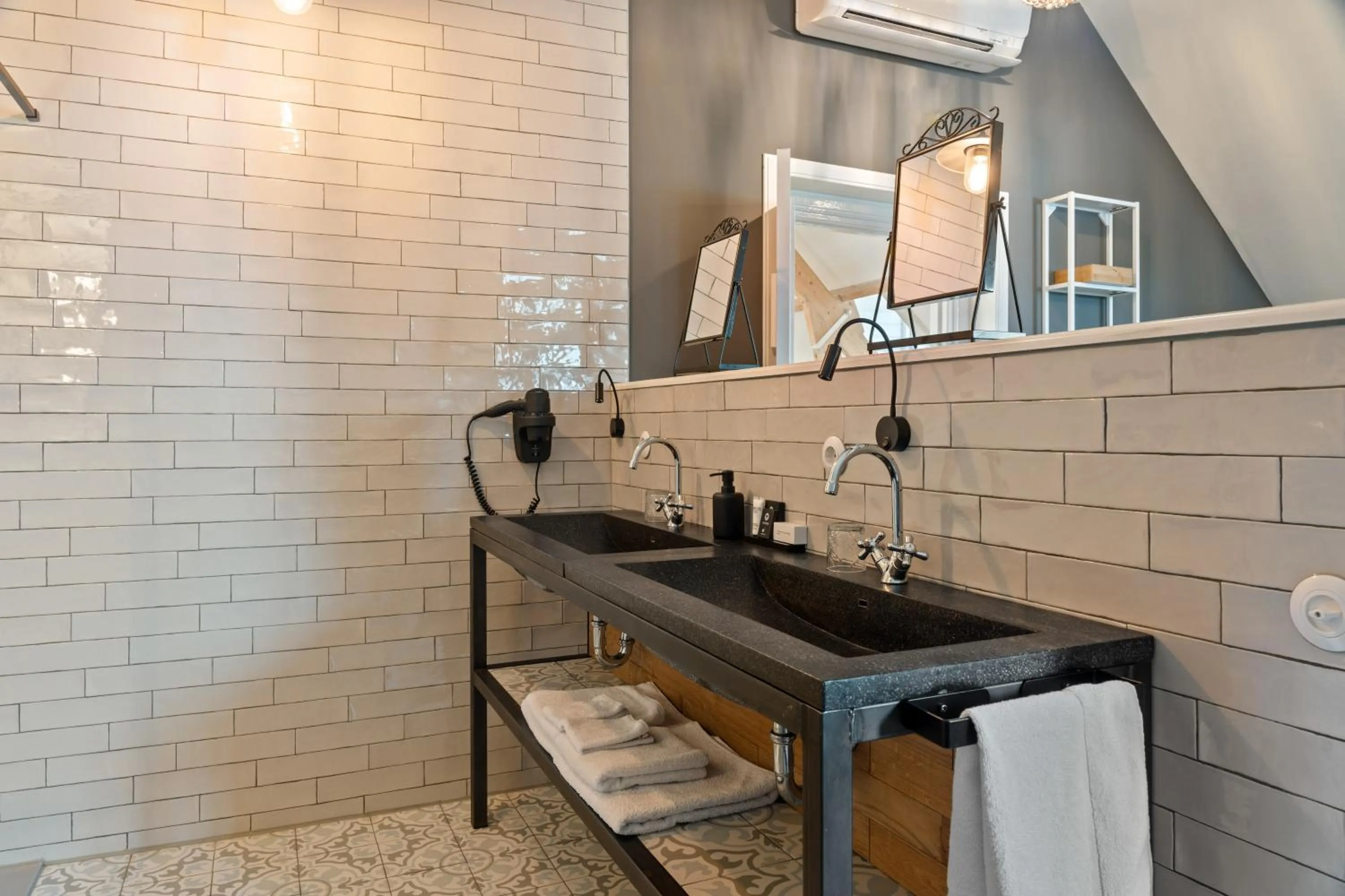 Bathroom in Boetiekhotel Ons Oude Raadhuis