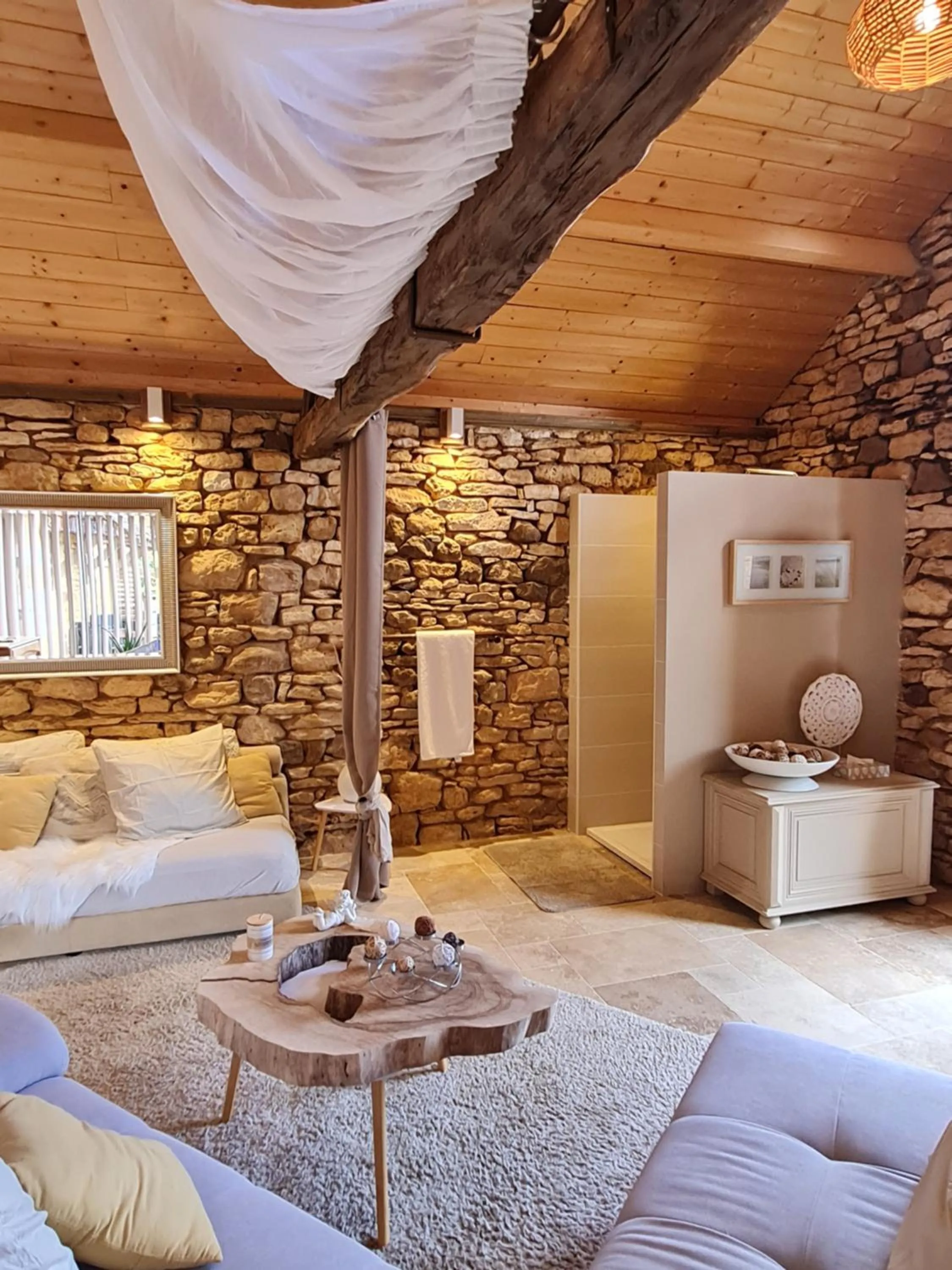 Massage, Bed in Le Clos de la Tour