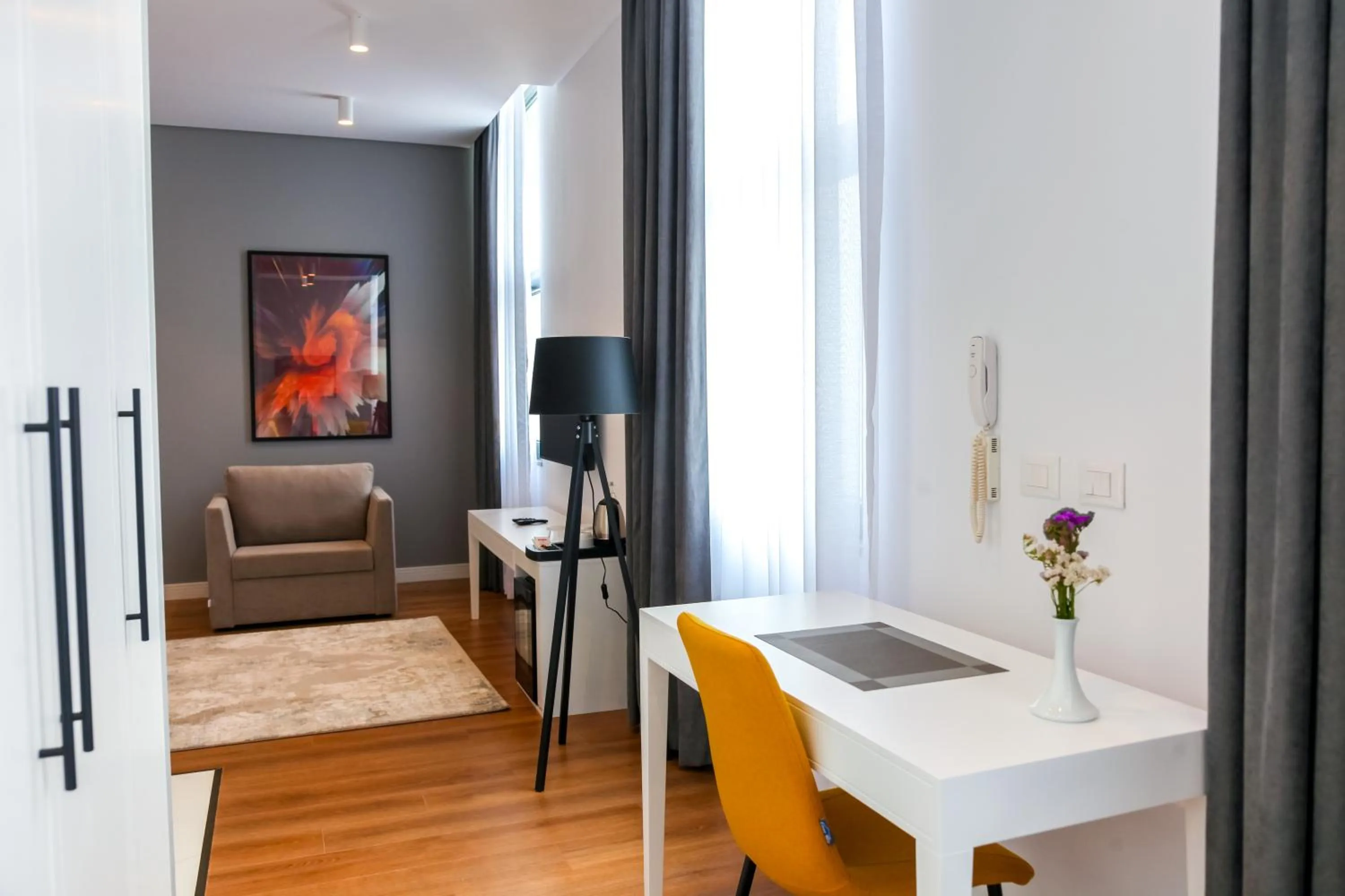 TV and multimedia in N Hotel BY NOSHI