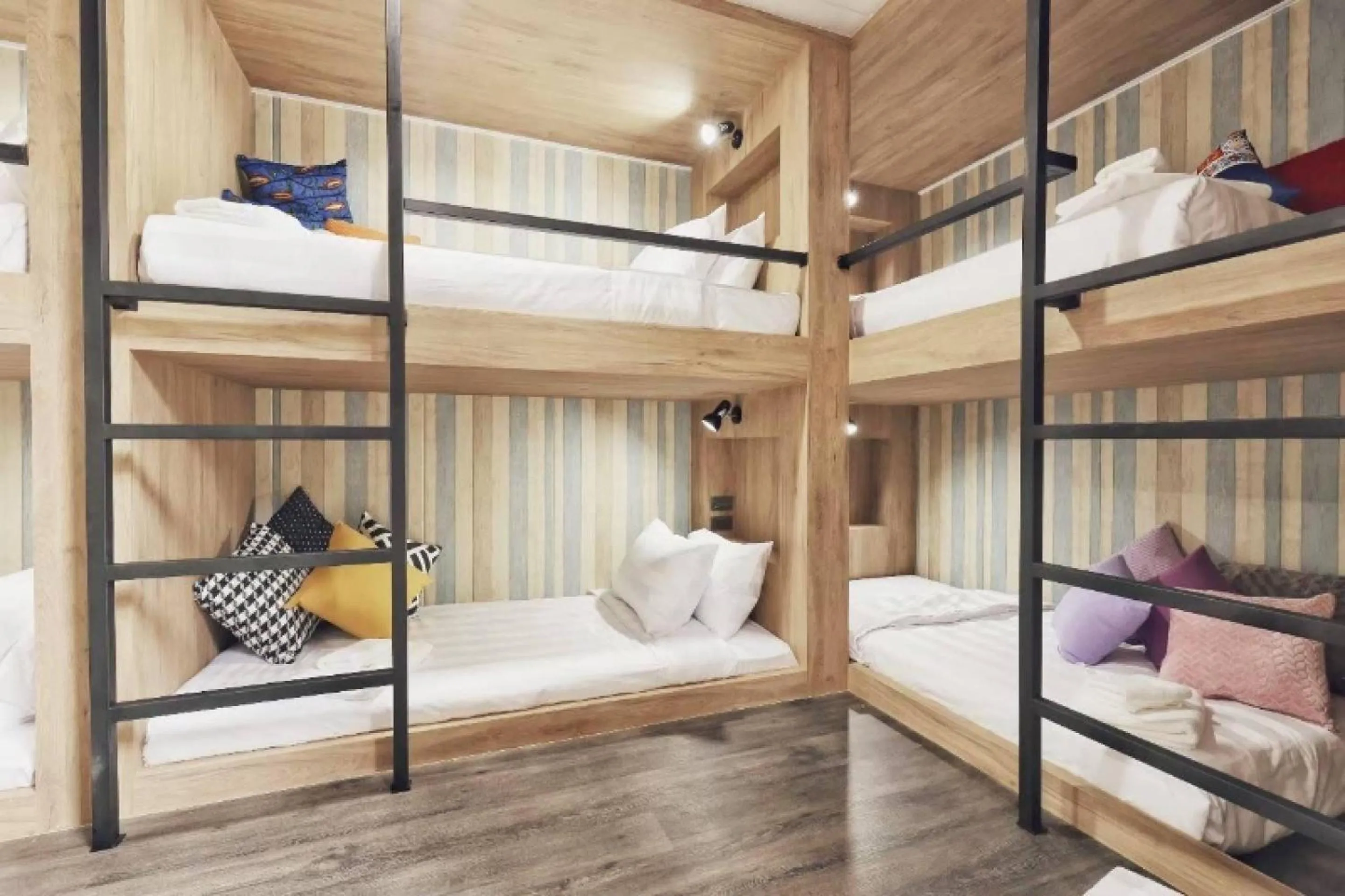 Bedroom, Bed in Capital O 75422 Million Pillows