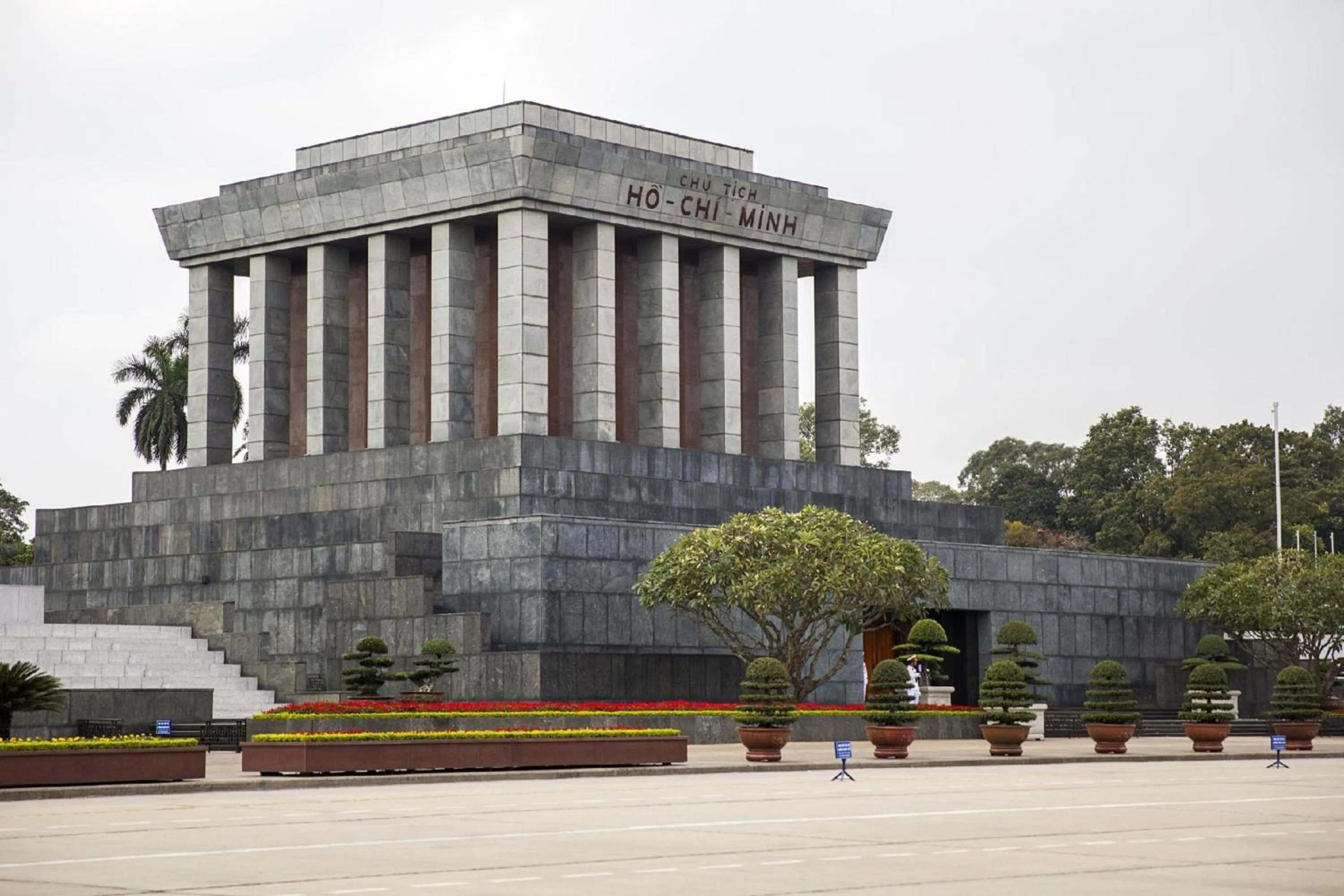 Nearby landmark in Super OYO Capital O 1173 Le Grand Hanoi Hotel - The Ruby