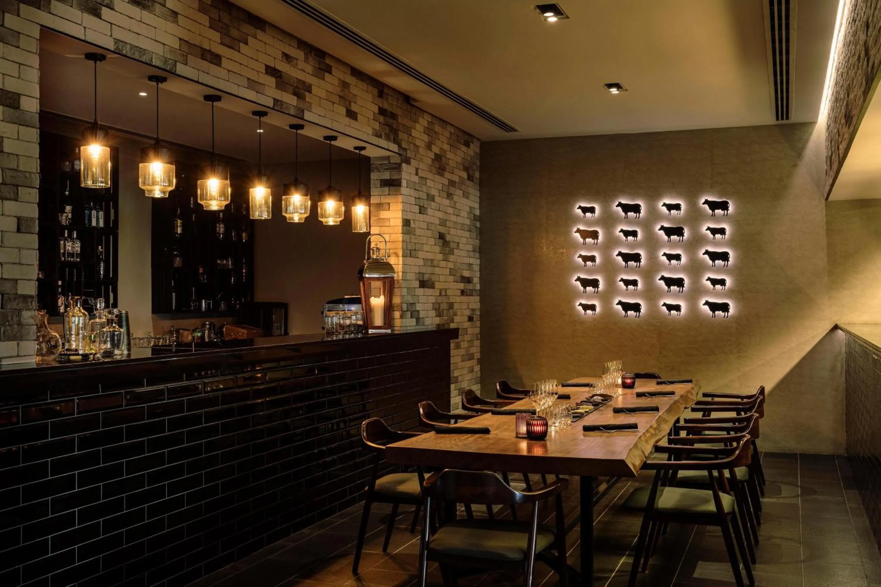 Restaurant/places to eat in The Westin Dubai Mina Seyahi Beach Resort and Waterpark