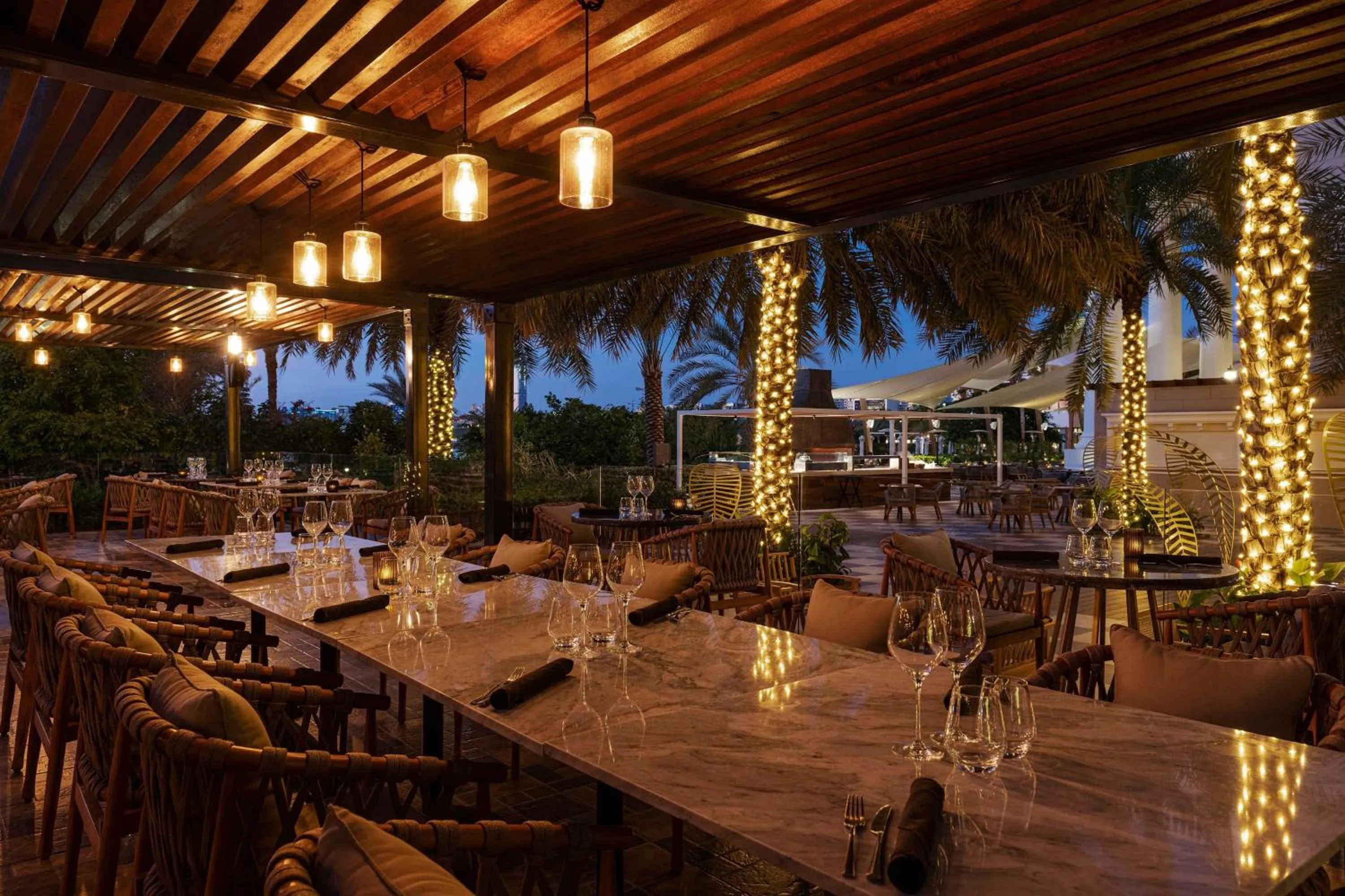 Restaurant/places to eat in The Westin Dubai Mina Seyahi Beach Resort and Waterpark
