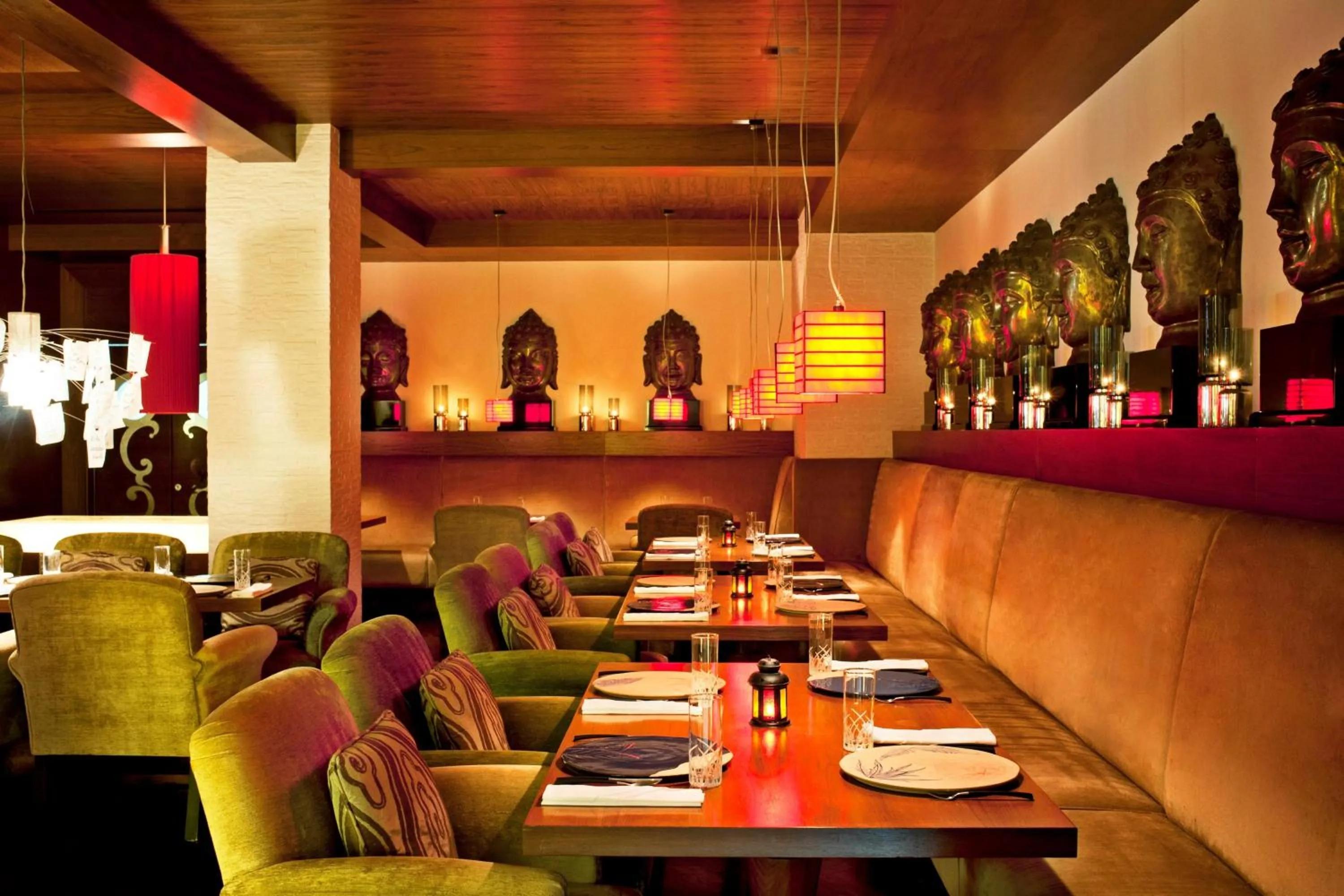 Restaurant/places to eat in The Westin Dubai Mina Seyahi Beach Resort and Waterpark