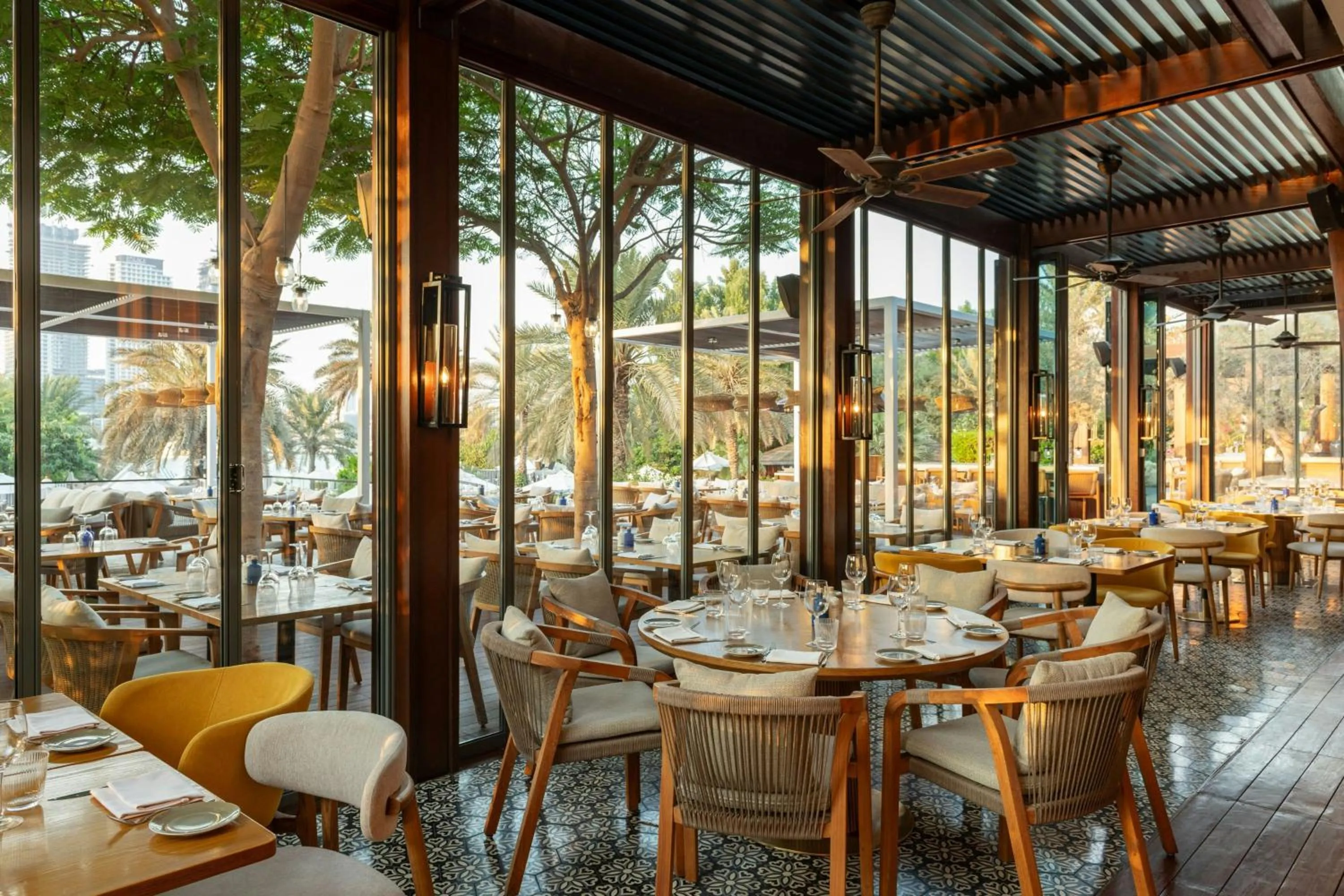 Restaurant/places to eat in The Westin Dubai Mina Seyahi Beach Resort and Waterpark