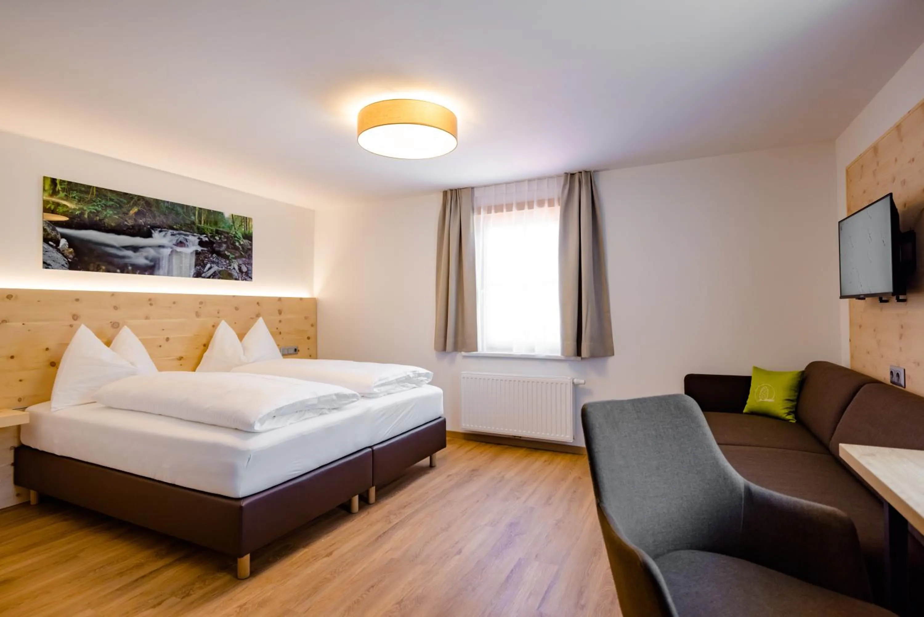 Photo of the whole room, Bed in Gästehaus Fiedlwirt