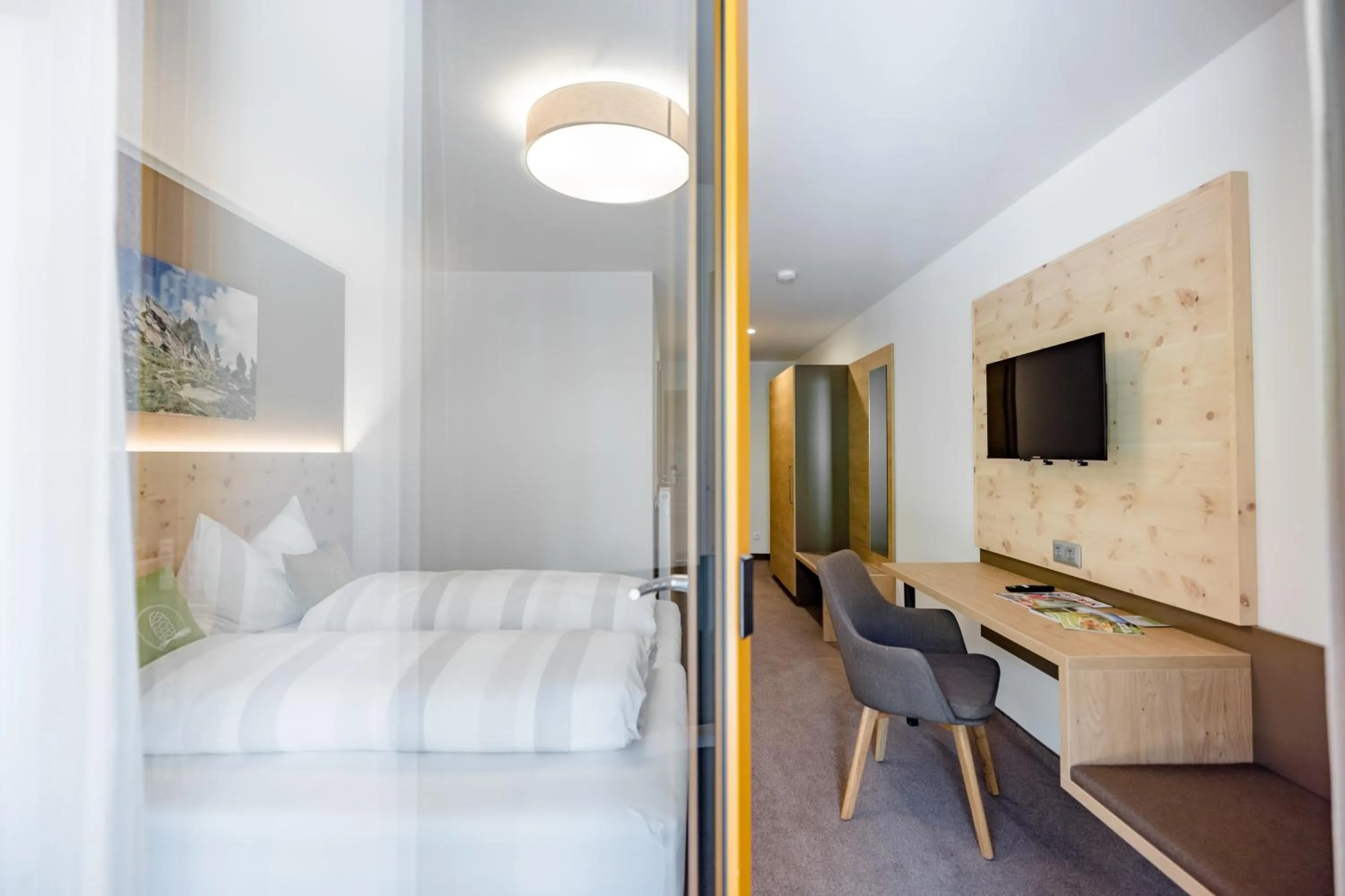 Photo of the whole room, Bed in Gästehaus Fiedlwirt