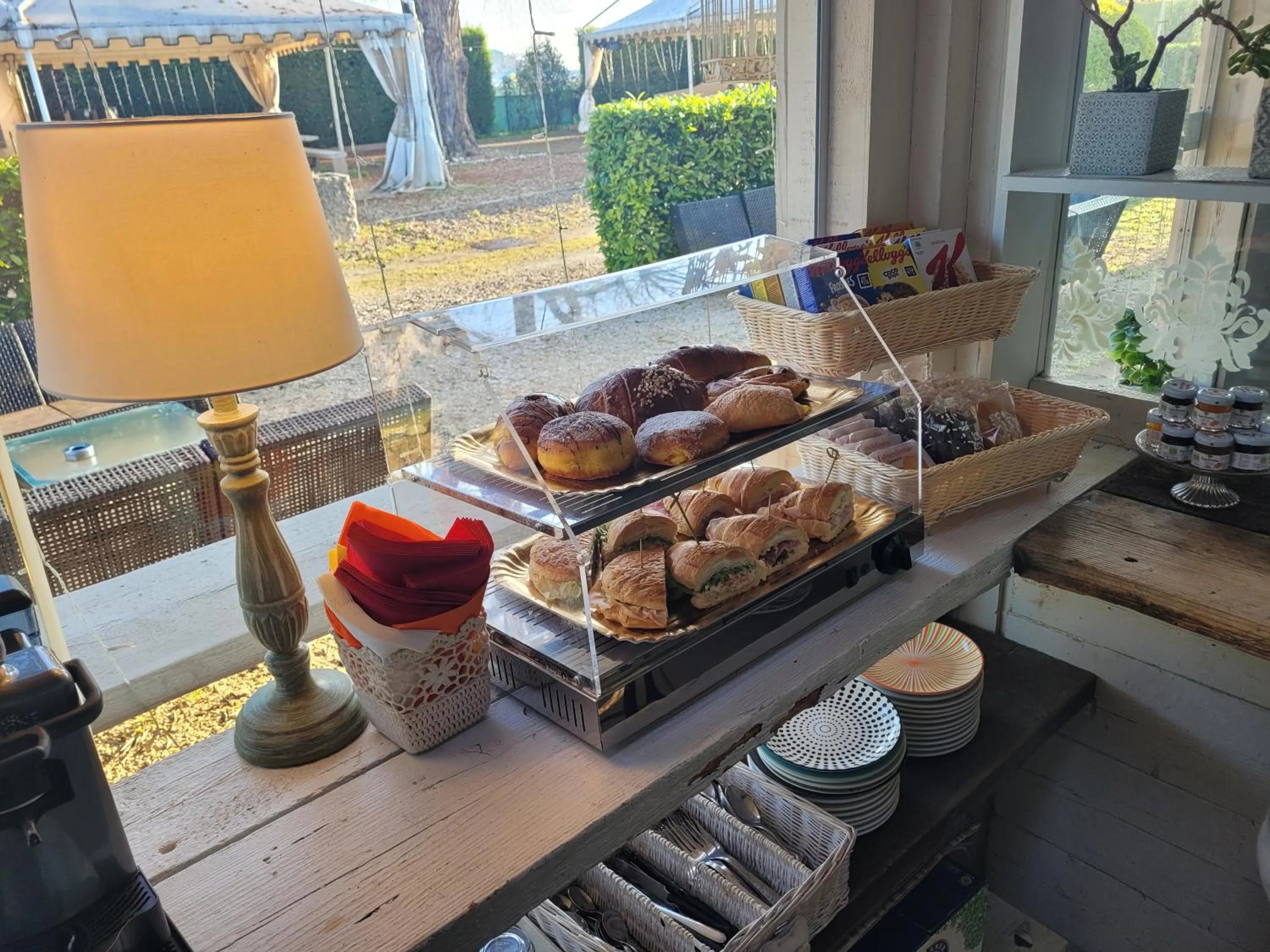 Breakfast in Relais Casetta56