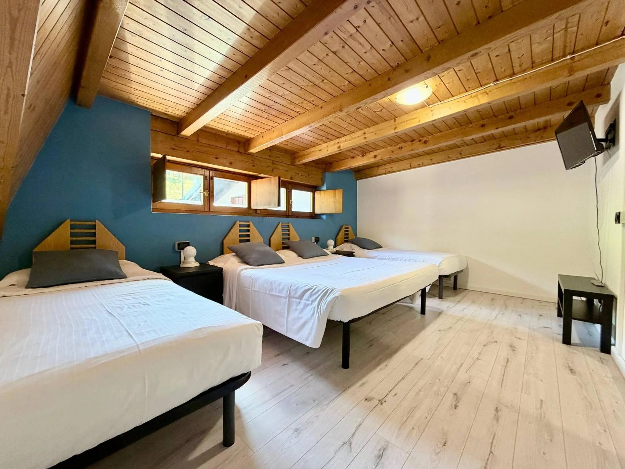 Photo of the whole room, Bed in Hotel New Genziana