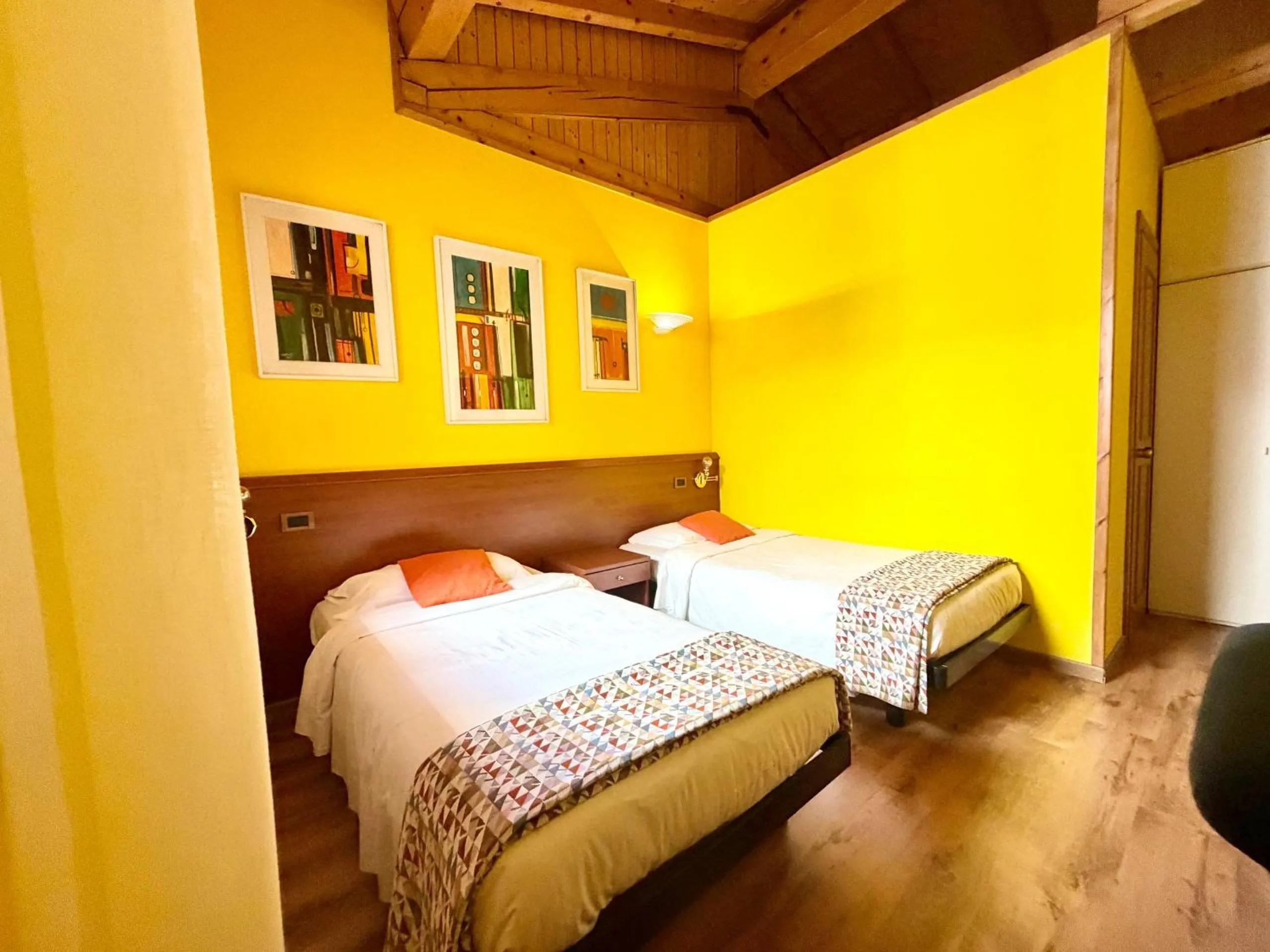 Photo of the whole room, Bed in Hotel New Genziana