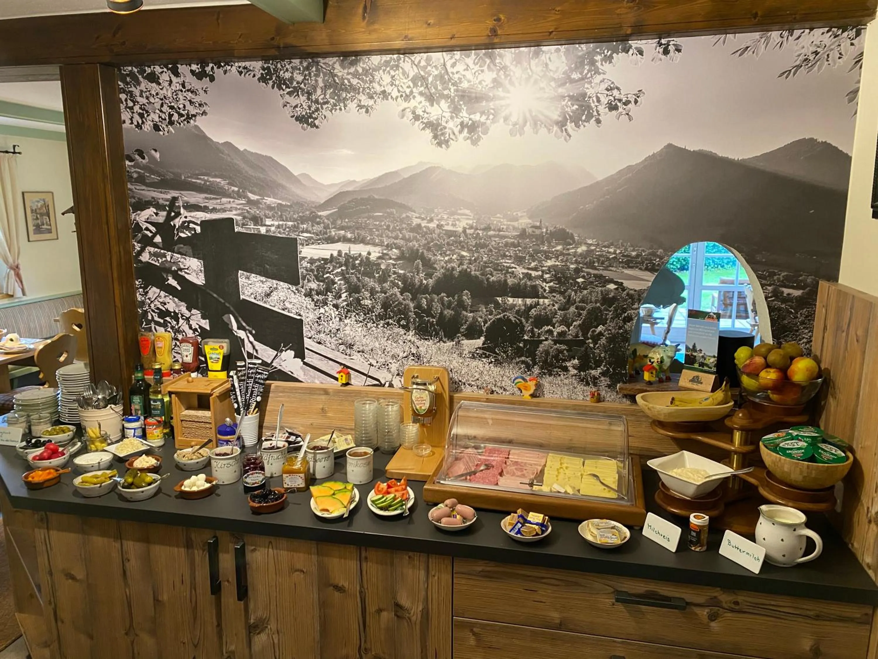Breakfast in Hotel Garni Landhaus Traunbachhäusl
