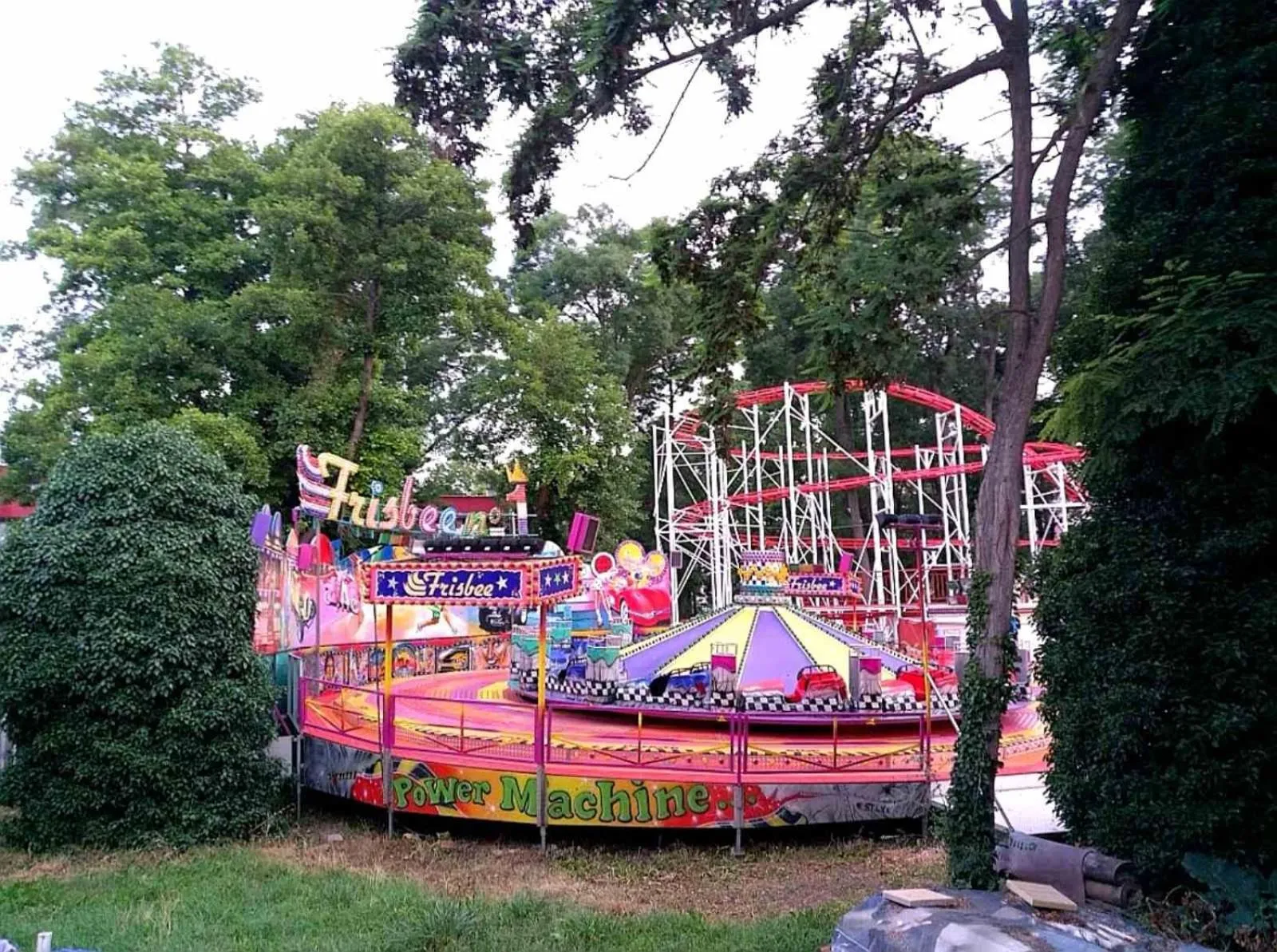 Property building in Hotel Largo Beach