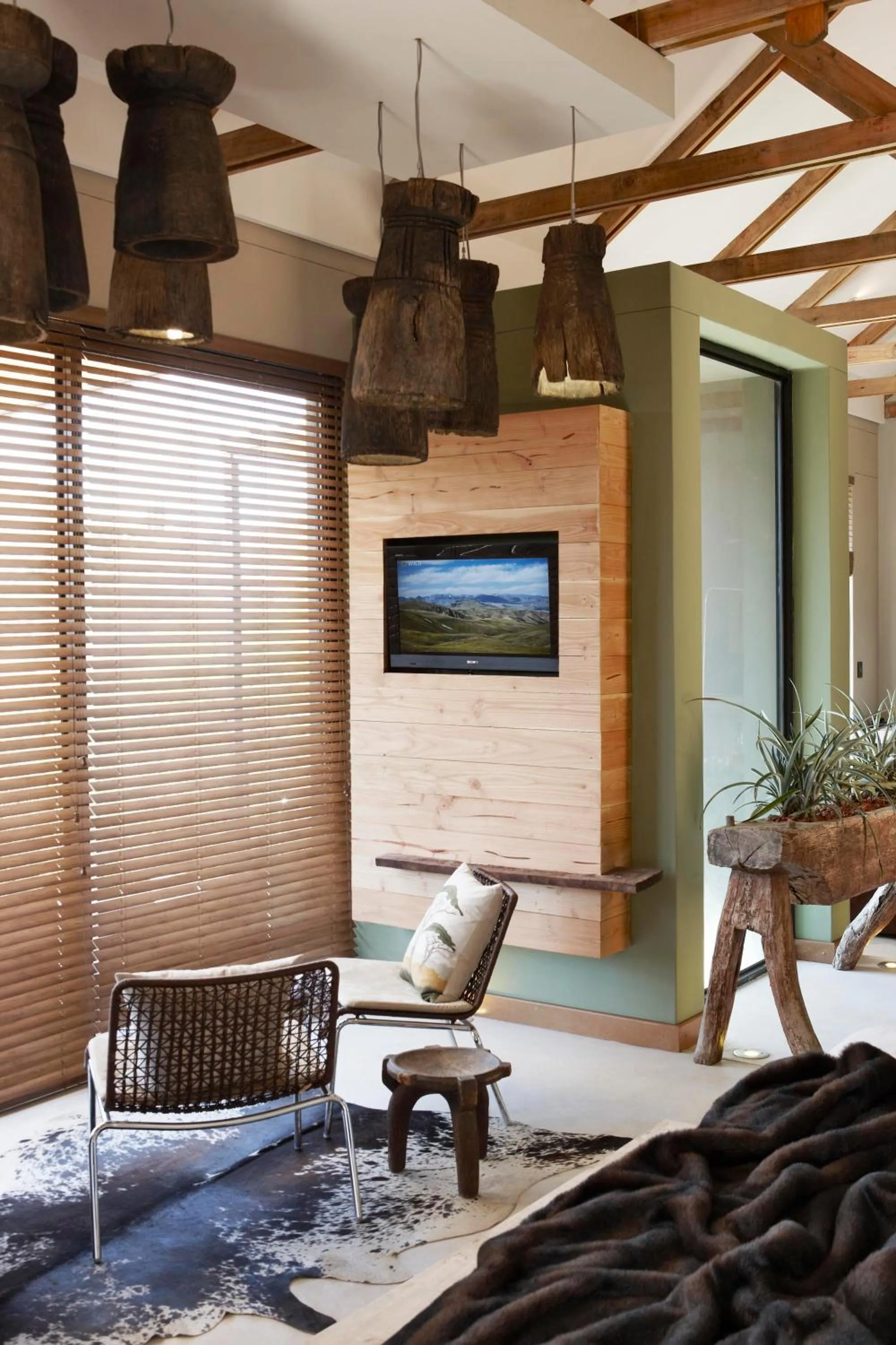 TV and multimedia in The Olive Exclusive All-Suite Hotel