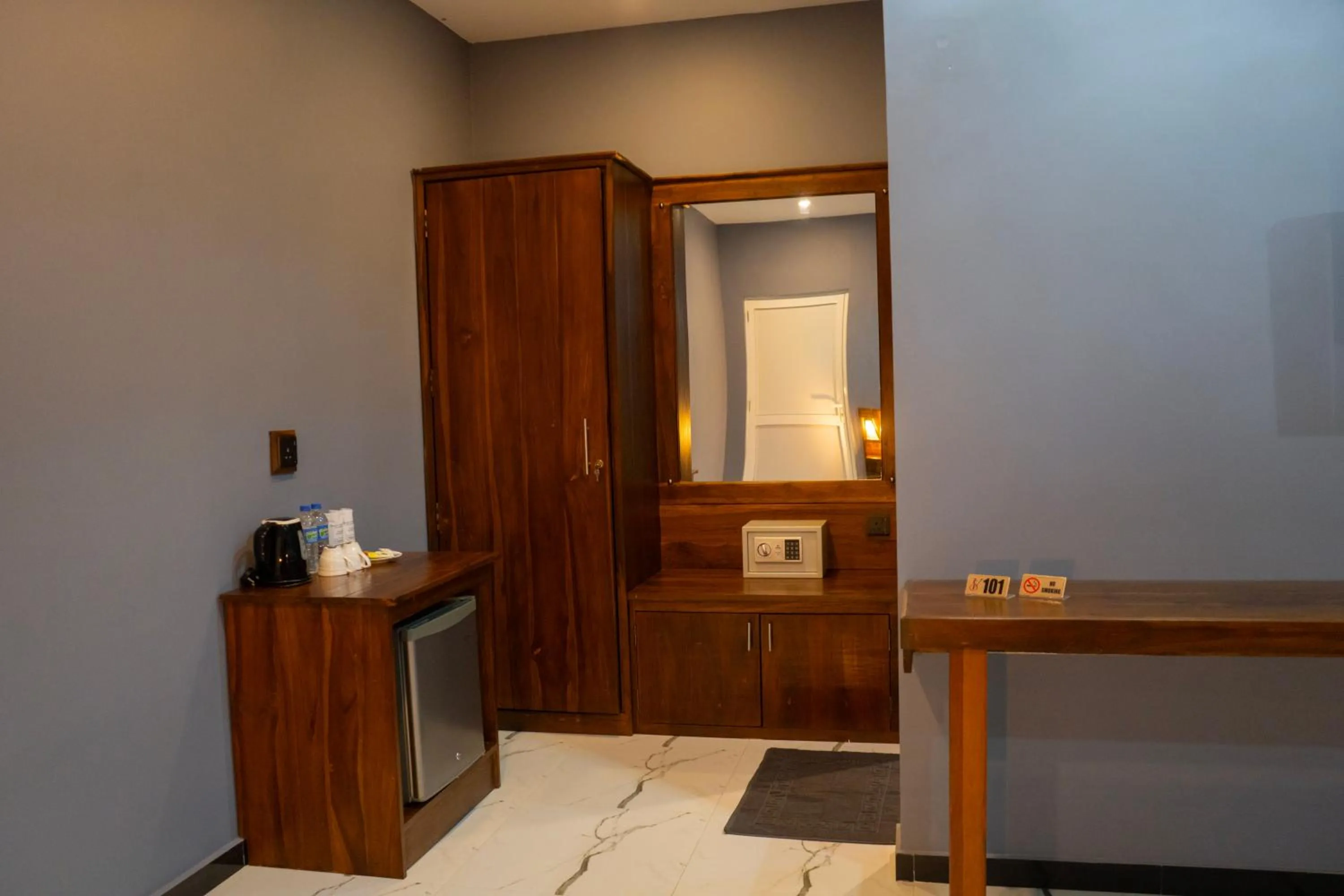 minibar in Supreme Dambulla