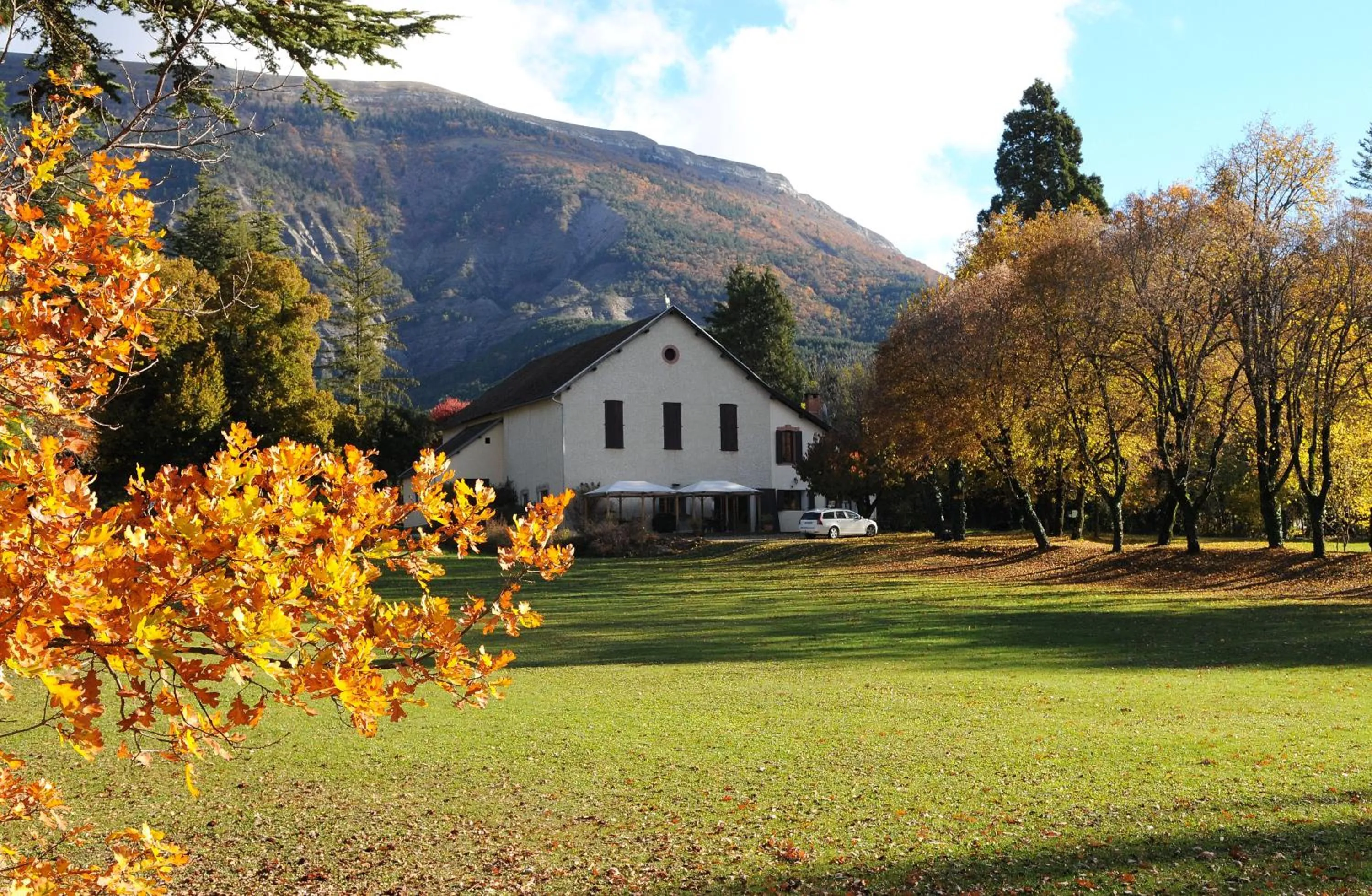 Facade/entrance in La Source