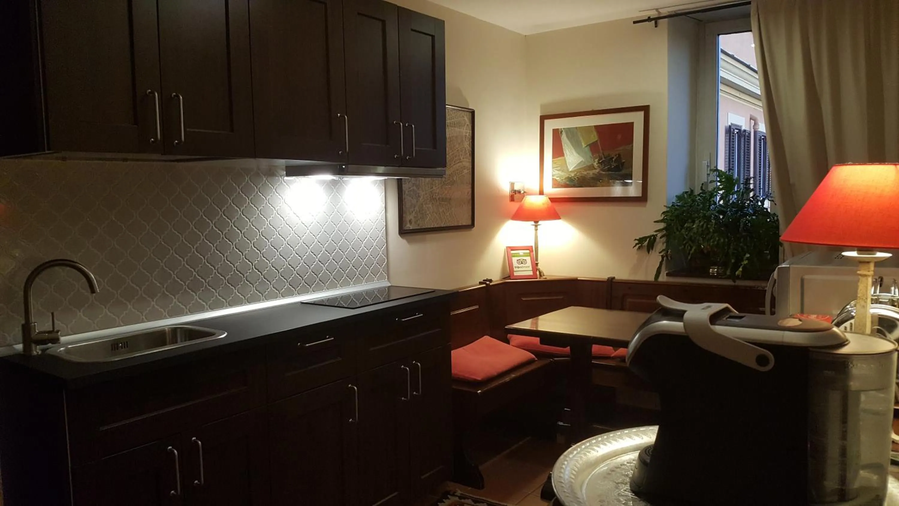 Kitchen or kitchenette in Bed & Breakfast A Casa di Lia a Roma