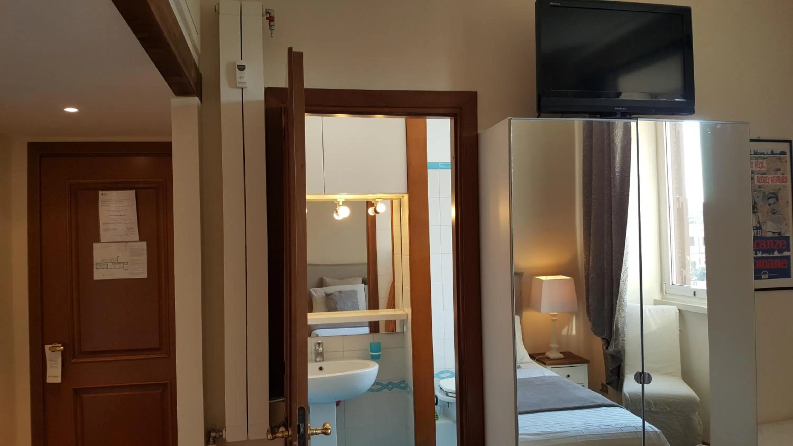 Hot Tub, Bed in Bed & Breakfast A Casa di Lia a Roma