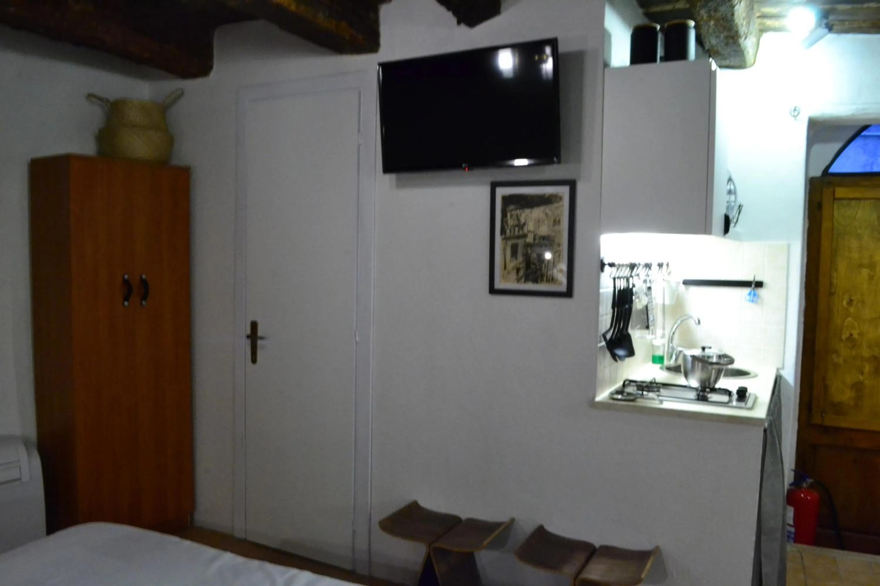 Photo of the whole room, Bed in Casa Messi