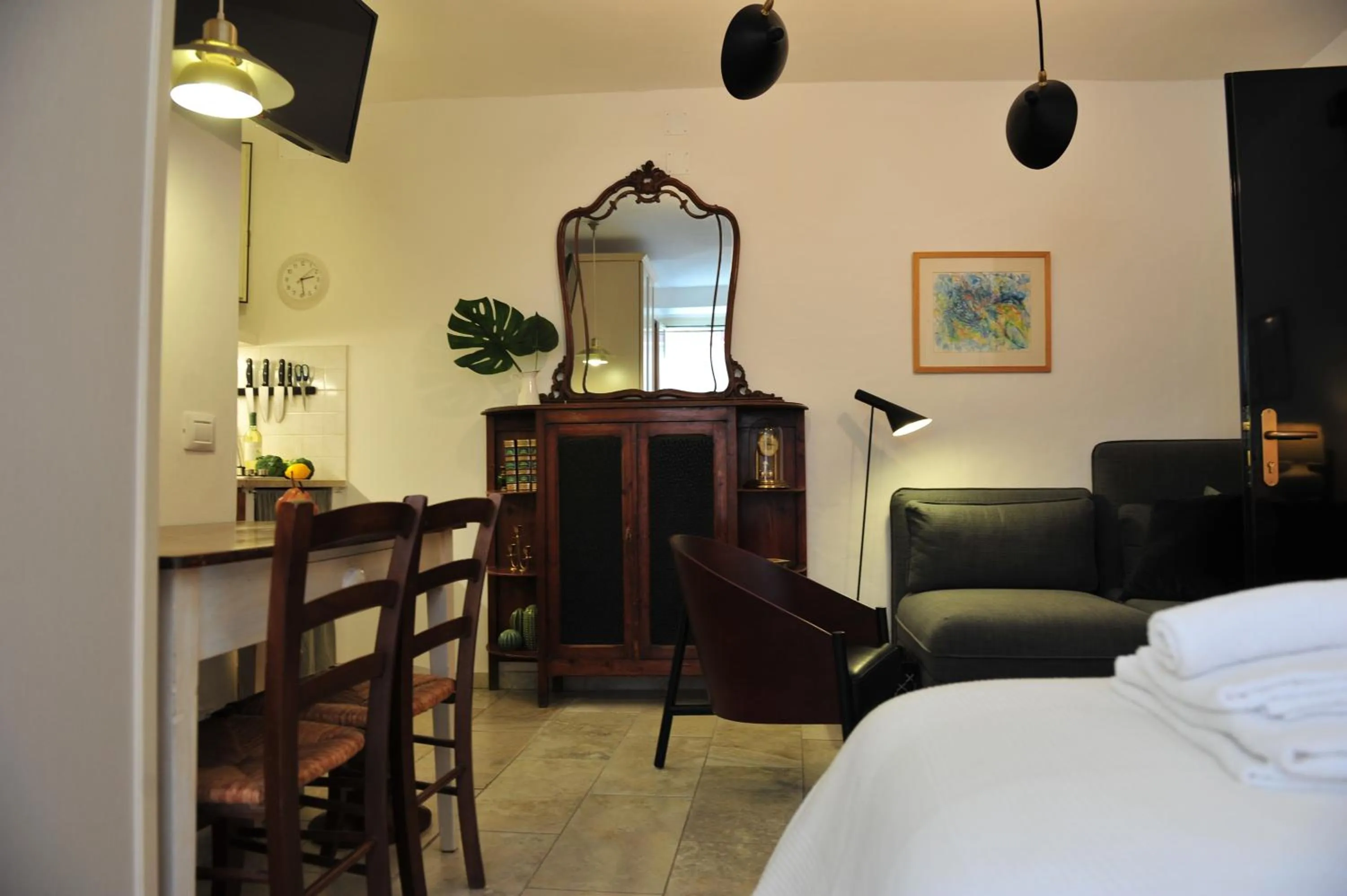 Photo of the whole room, Bed in Casa Messi