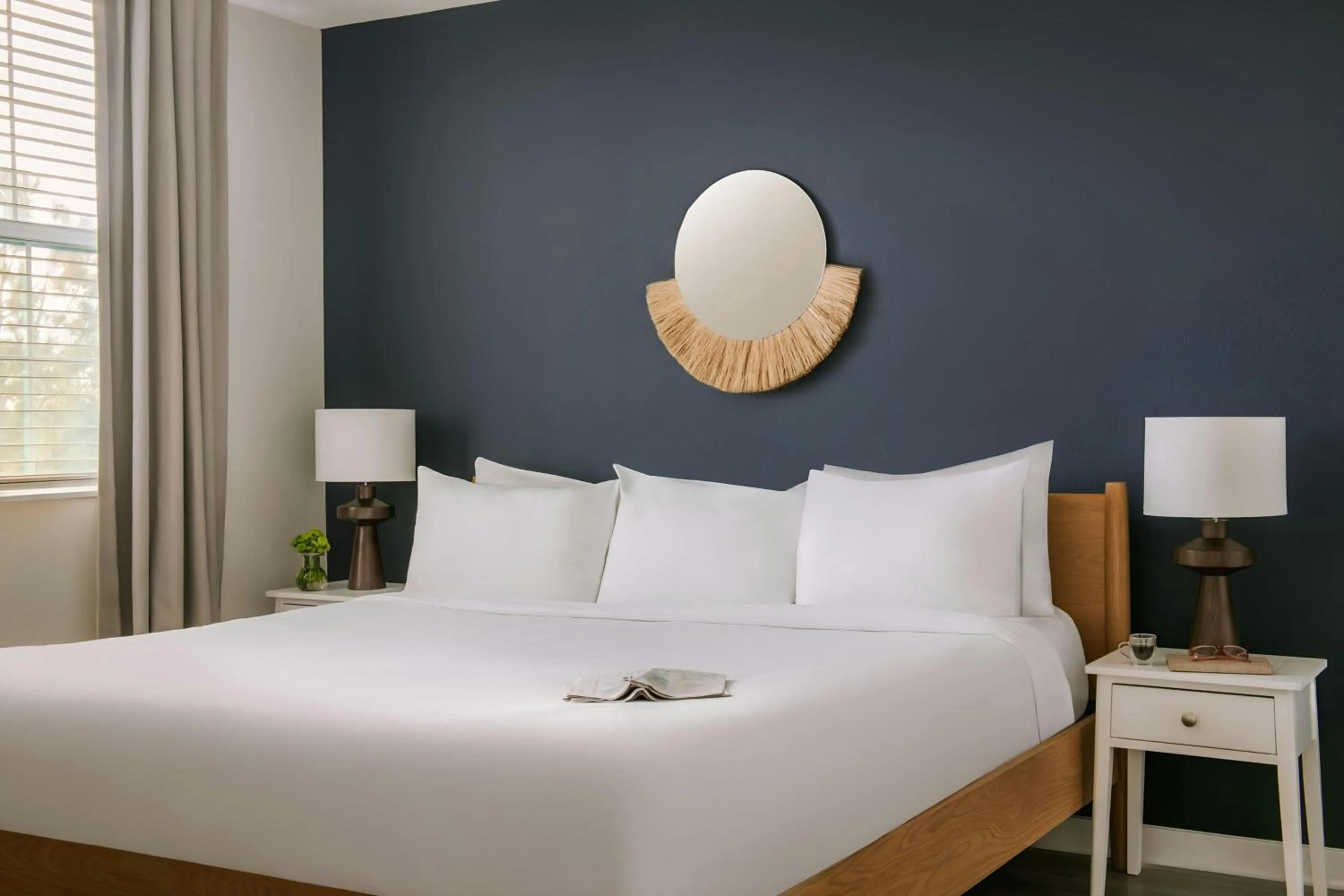 Bedroom, Bed in Sonder by Marriott Bonvoy Vista Cay Apartments