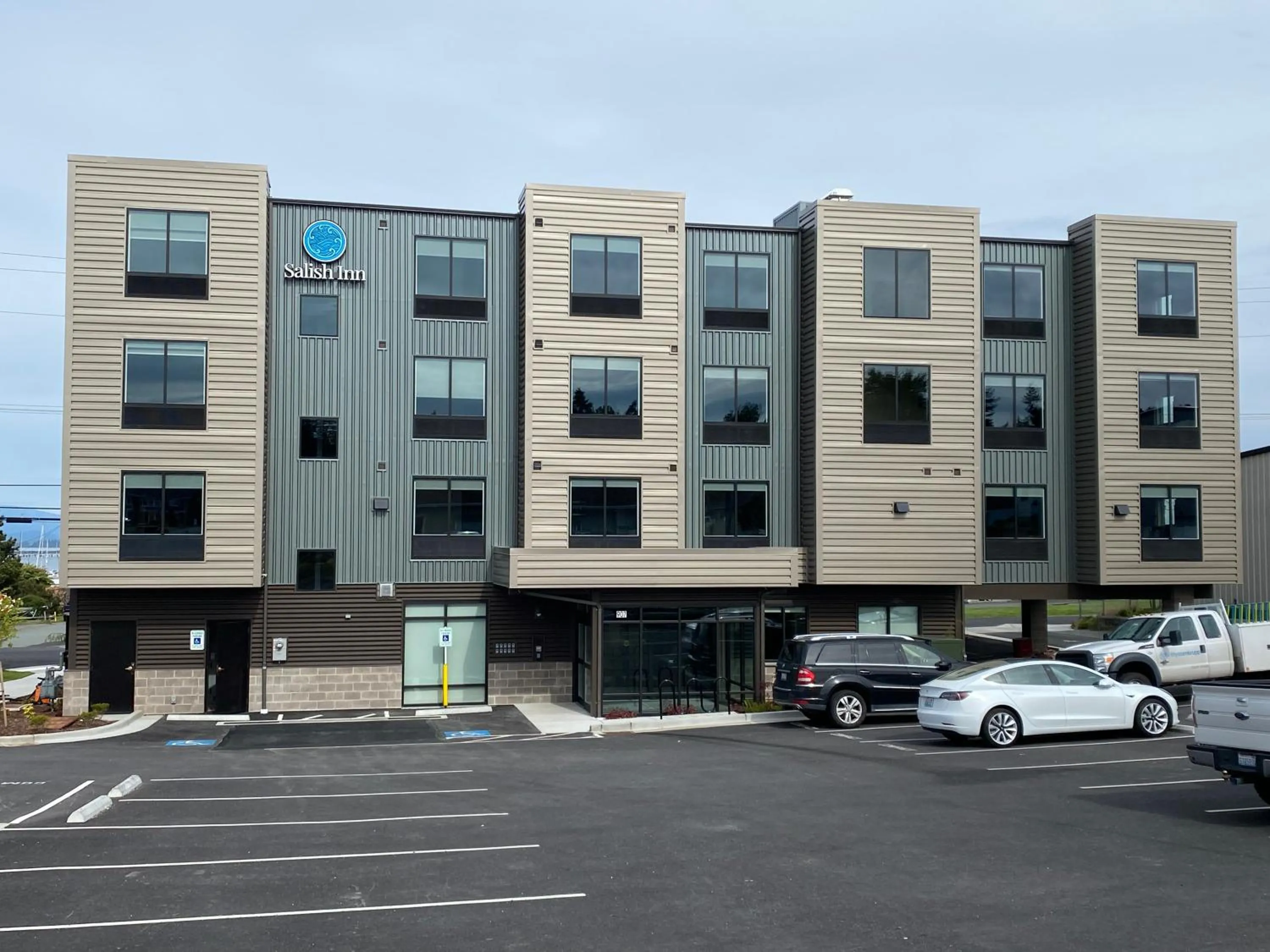 Property building in salish Inn