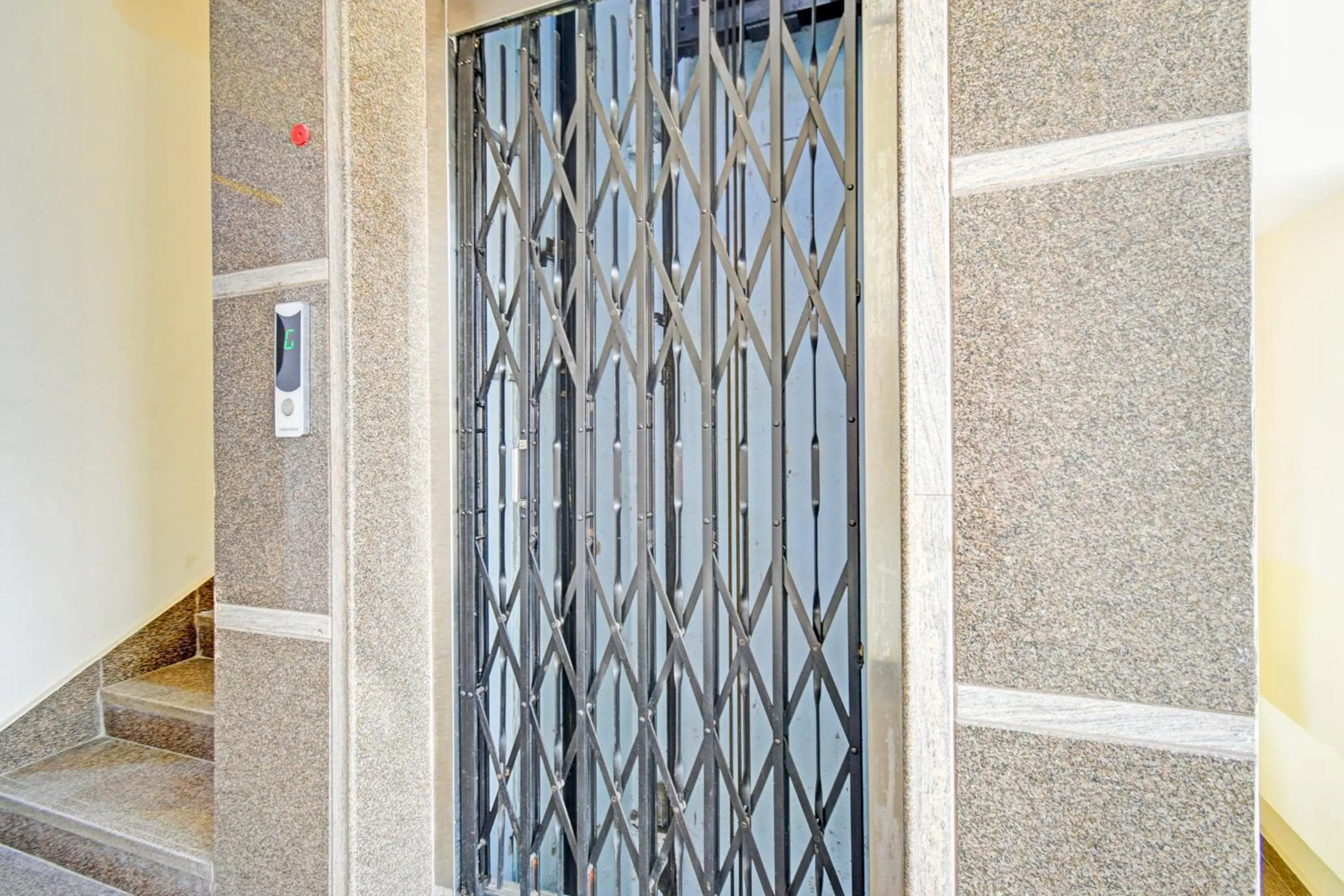 Lobby or reception in Super Hotel O Kondapur Hyderabad Formerly Dunes Inn