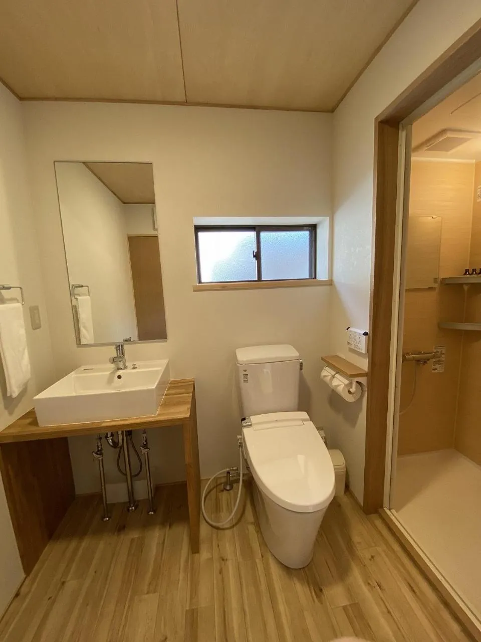 Bathroom in Quaint House Naoshima