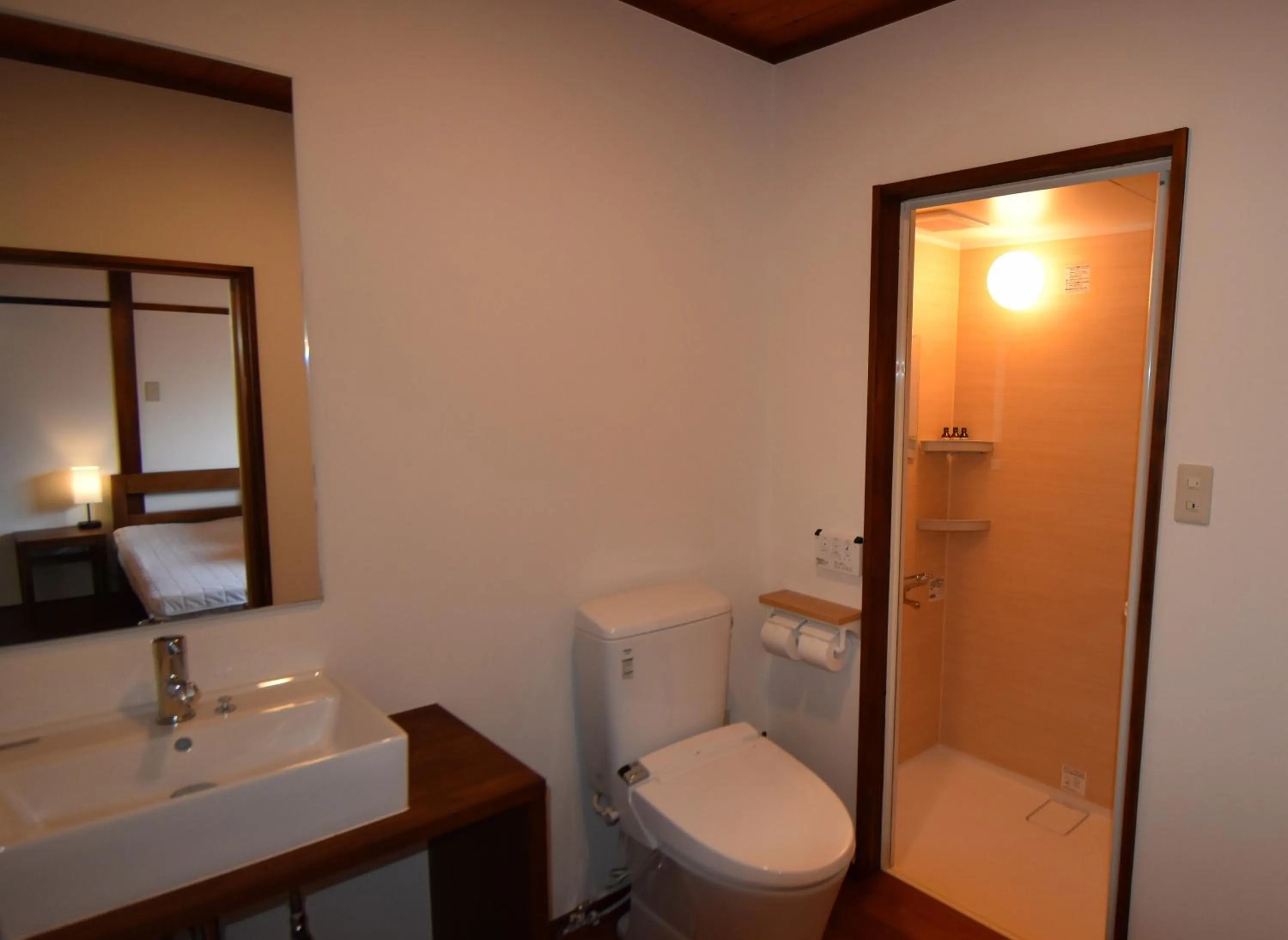 Bathroom in Quaint House Naoshima