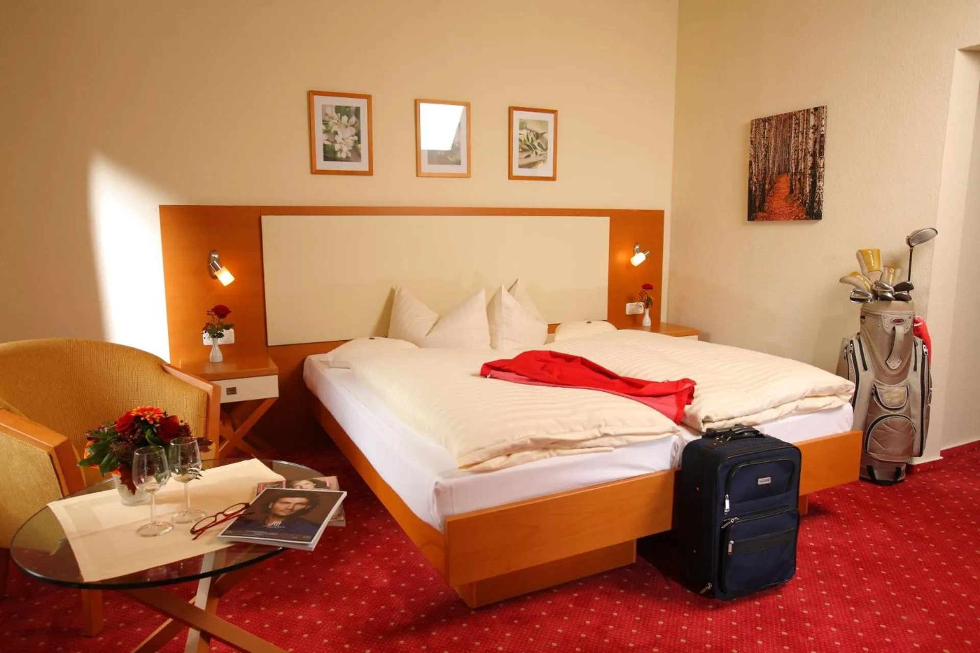 Photo of the whole room, Bed in Landhotel Salmen