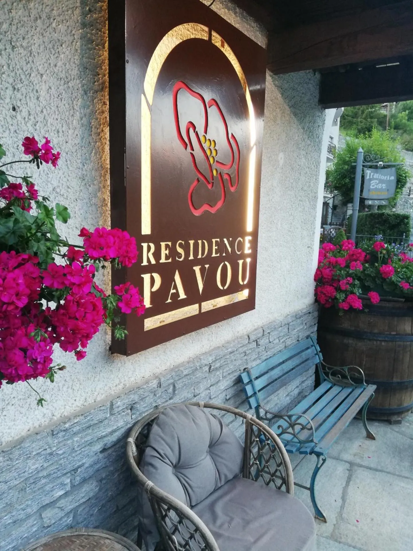 Facade/entrance in Residence Pavou