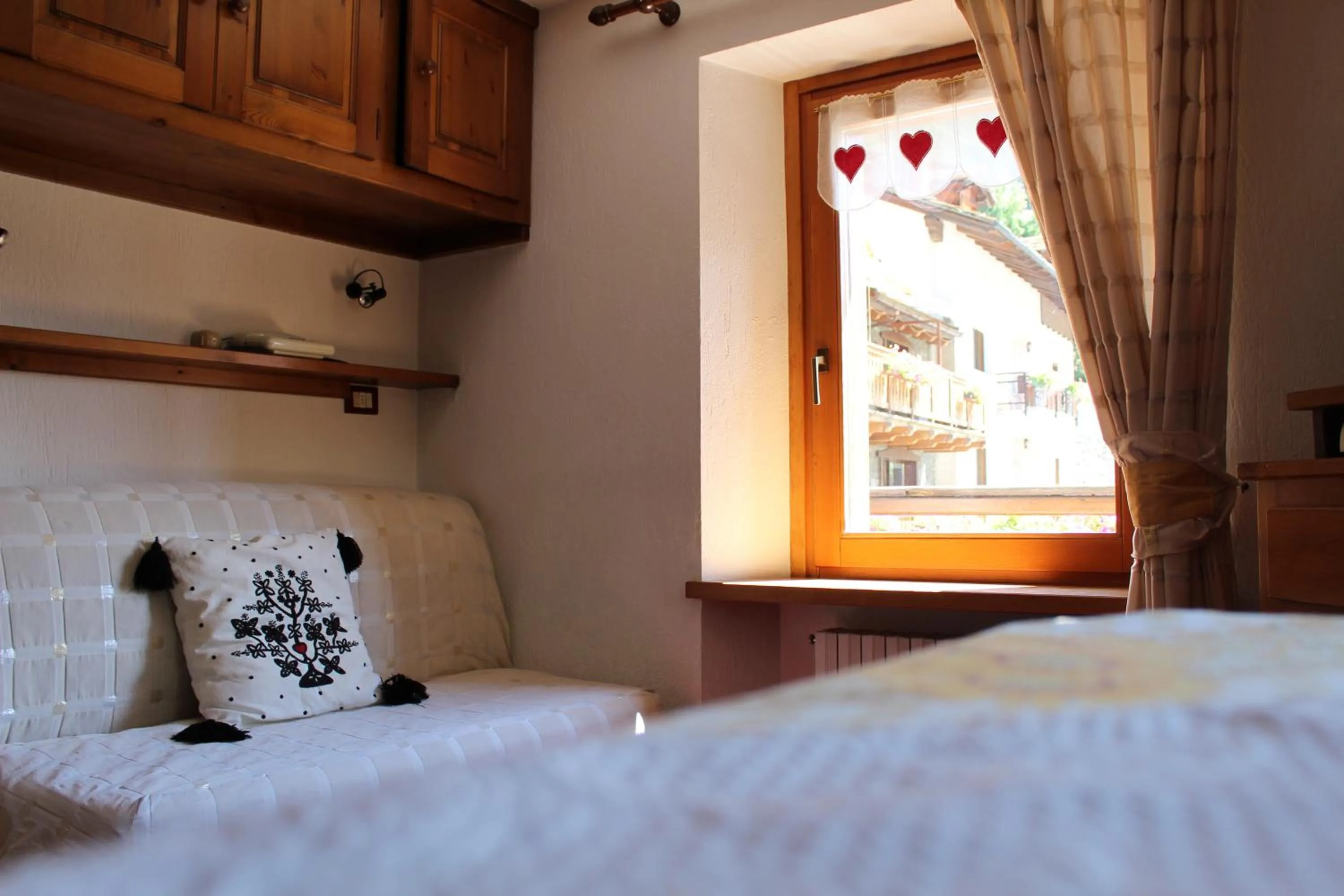 Living room, Bed in Residence Pavou