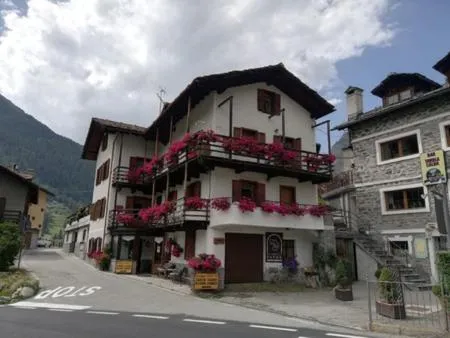 Property building in Residence Pavou